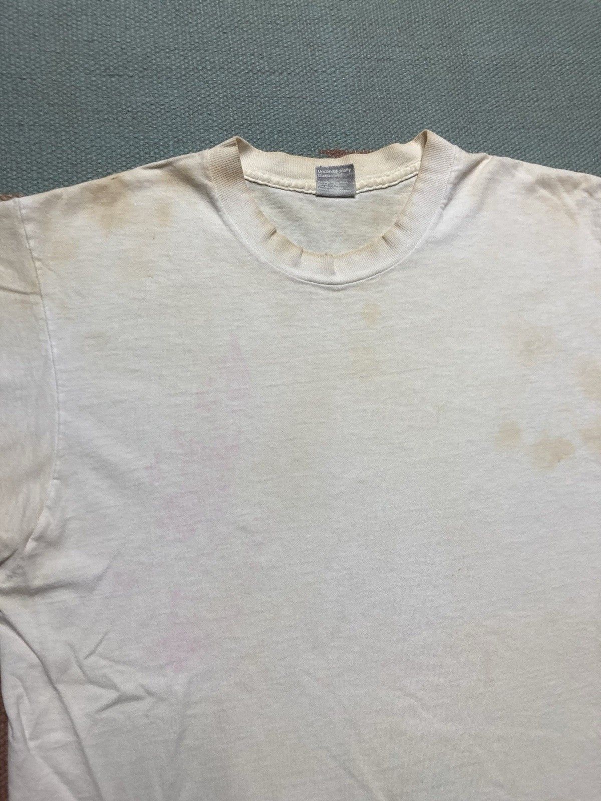 Vintage 80s blank white t shirt BVD grunge worn cotton soft large Size US L / EU 52-54 / 3 - 6 Thumbnail