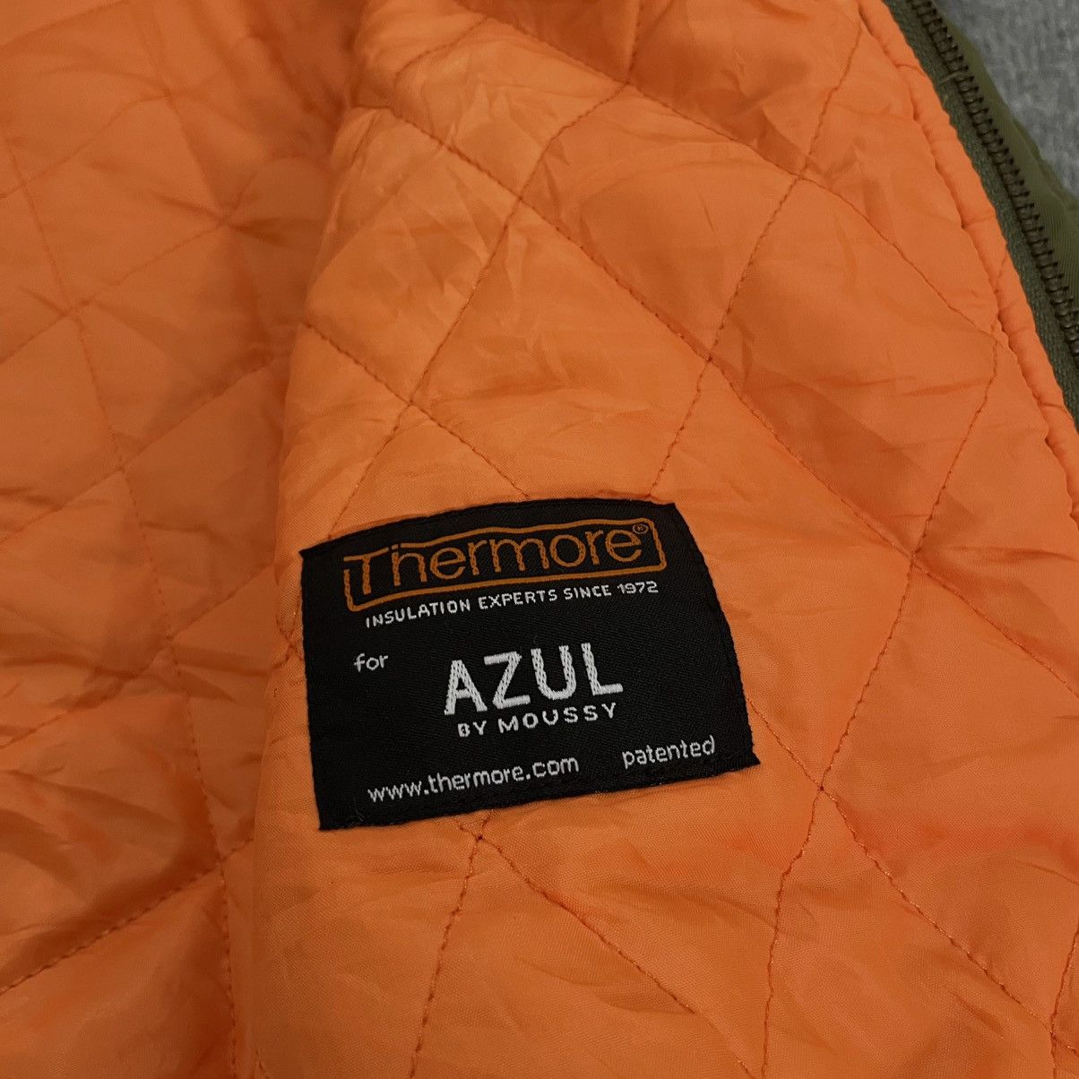 Japanese Brand Moussy Cropped Bomber Jacket Fur Hoodie Apocalypse Vkei Size US S / EU 44-46 / 1 - 8 Thumbnail