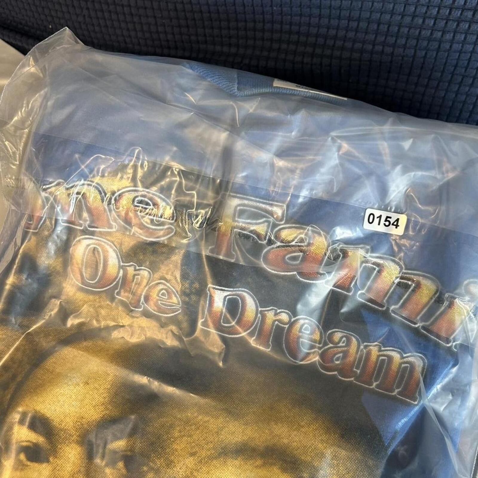 Gildan Vintage Martin Luther King graphic t shirt size L rap tee Size US L / EU 52-54 / 3 - 7 Thumbnail