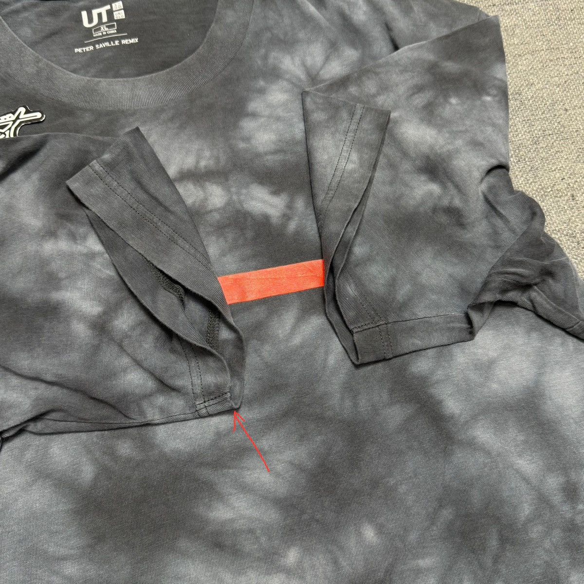 Uniqlo Uniqlo x Peter Saville Tie die Tshirt Size US XL / EU 56 / 4 - 5 Thumbnail