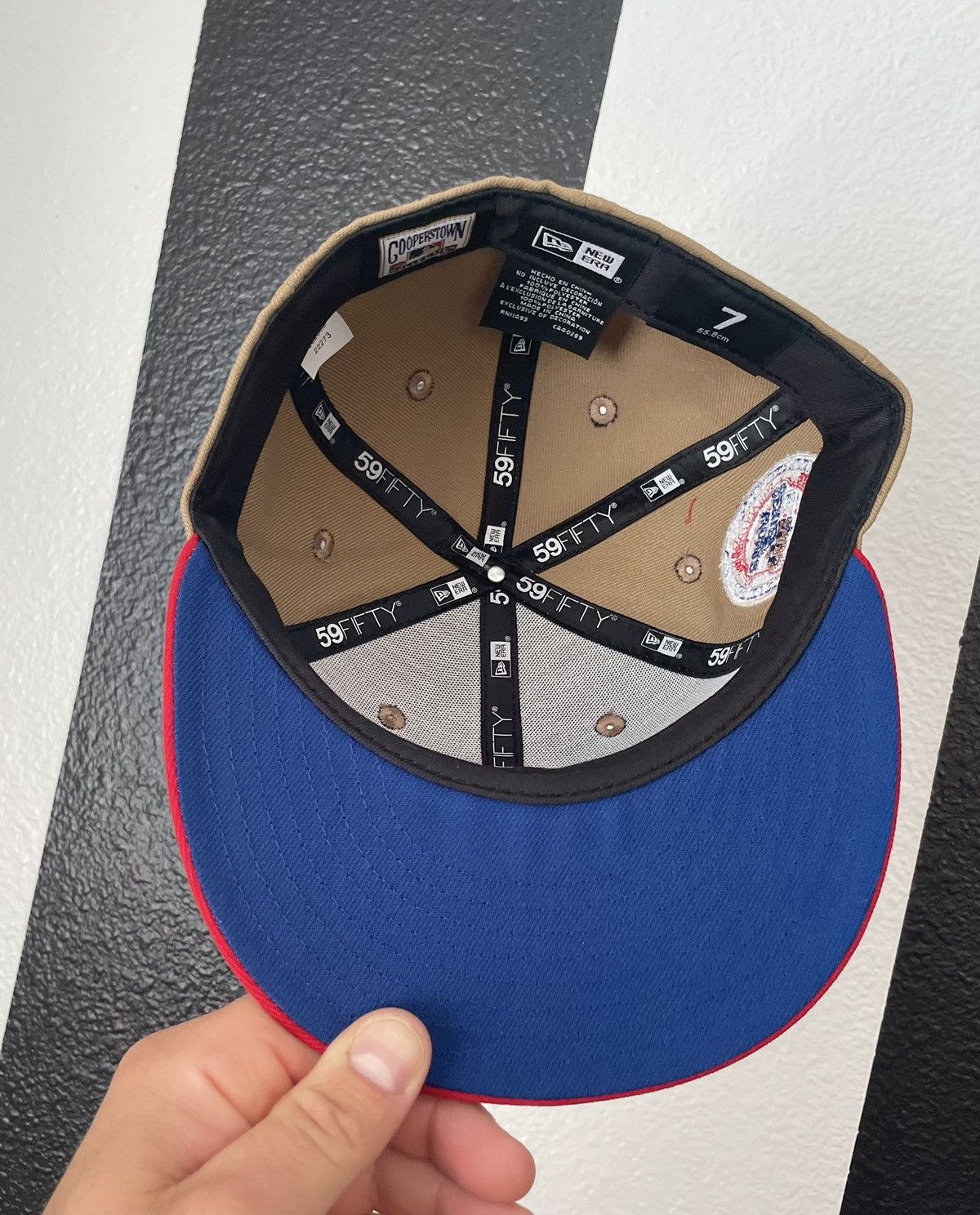 New Era 🔥 Exclusive Phillies fitted hat size 7 Size ONE SIZE - 4 Thumbnail