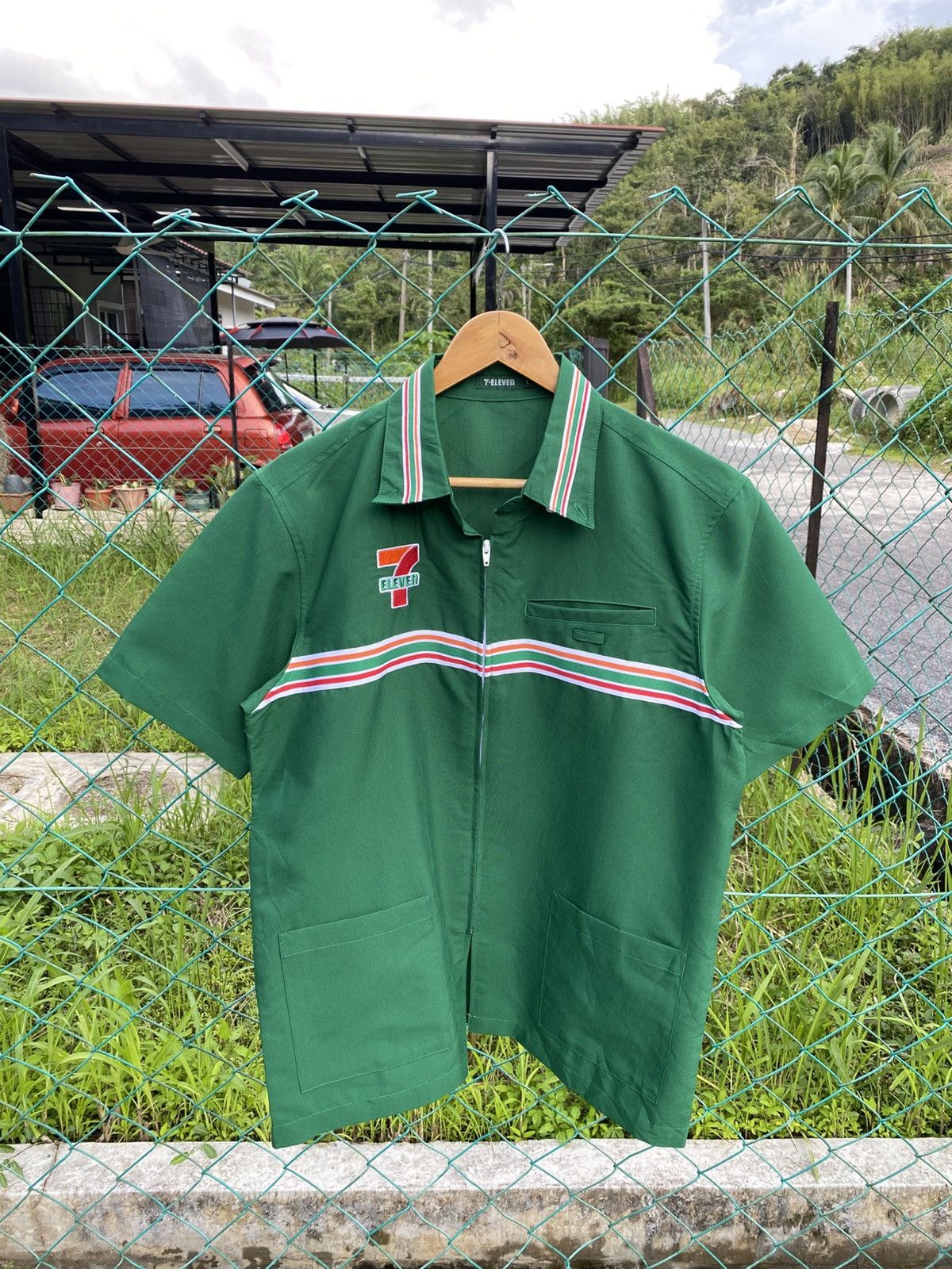 Japanese Brand Vintage 7-eleven woven spellout workshirt uniform Size US L / EU 52-54 / 3 - 1 Thumbnail