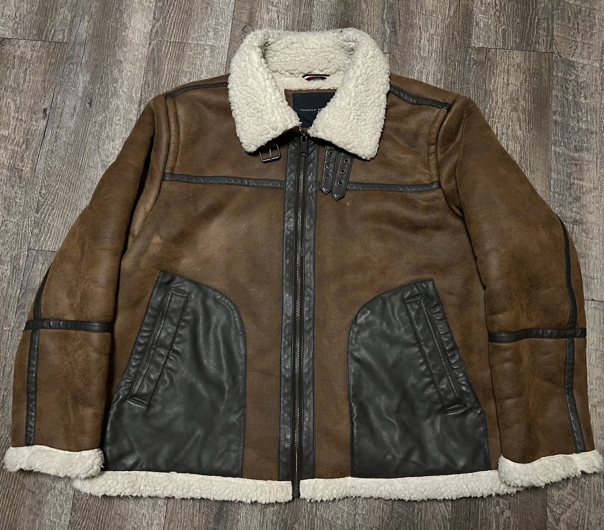 Tommy Hilfiger Tommy Hilfiger Men's Shearling Aviator Jacket size 2XL Size US XXL / EU 58 / 5 - 1 Thumbnail