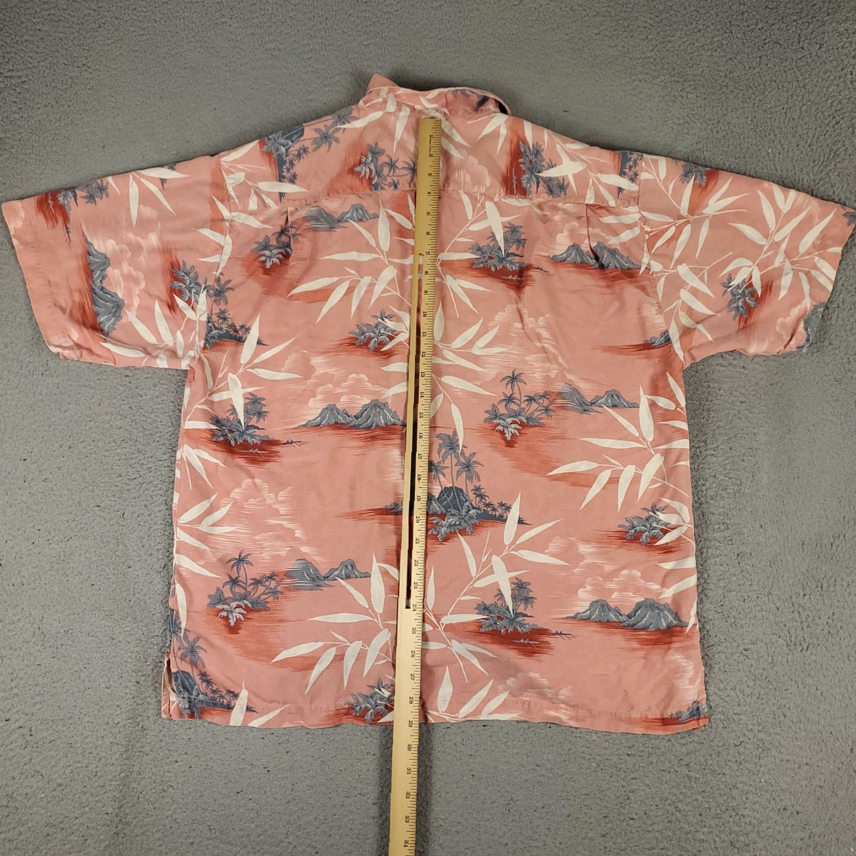 Tommy Bahama VINTAGE Tommy Bahama Shirt Mens Large Pink Hawaiian Scenic 150 Years Silk Button-Up Size US L / EU 52-54 / 3 - 7 Thumbnail