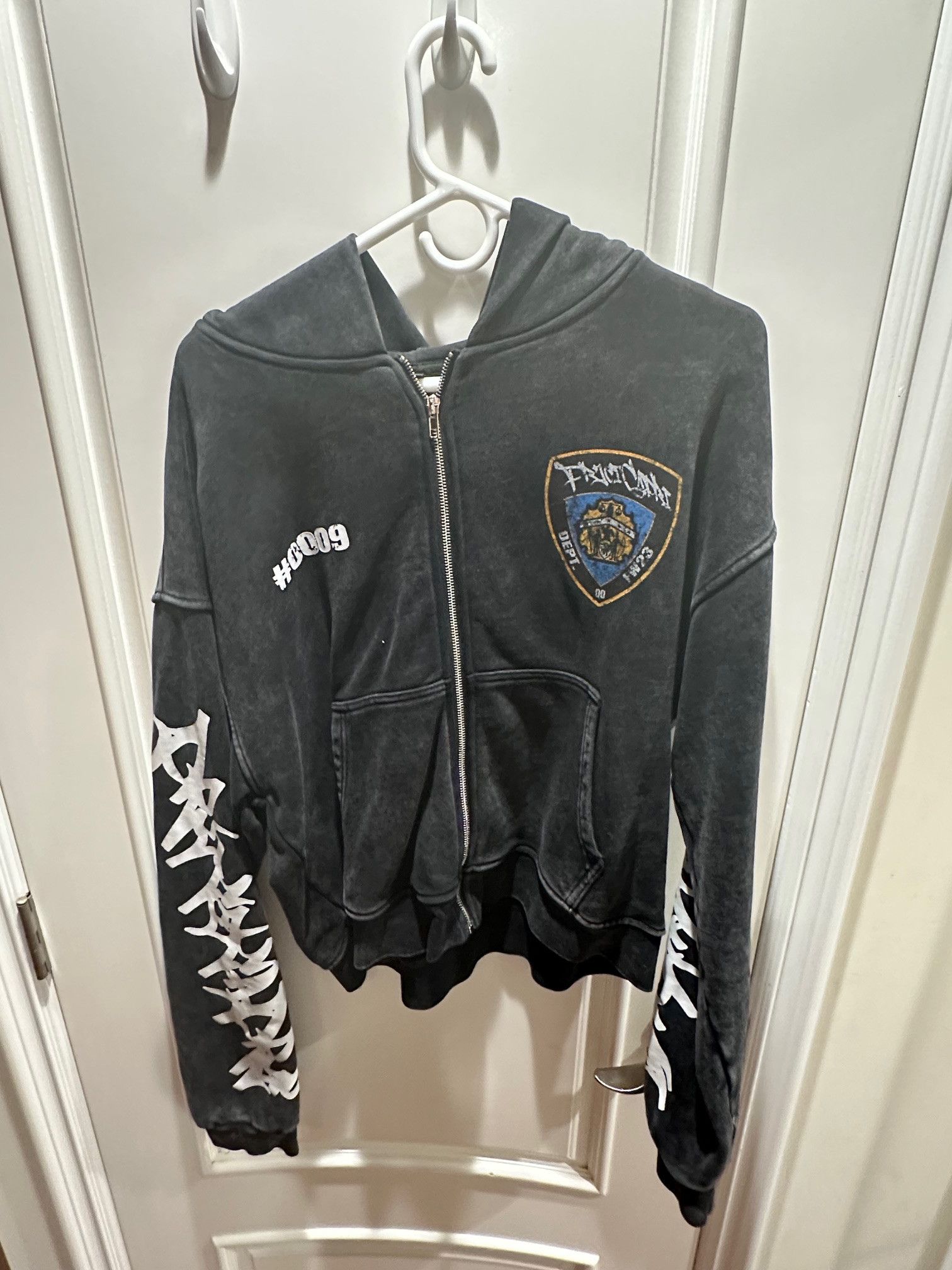 Other Project Capri: Police Zipup Size US L / EU 52-54 / 3 - 1 Thumbnail
