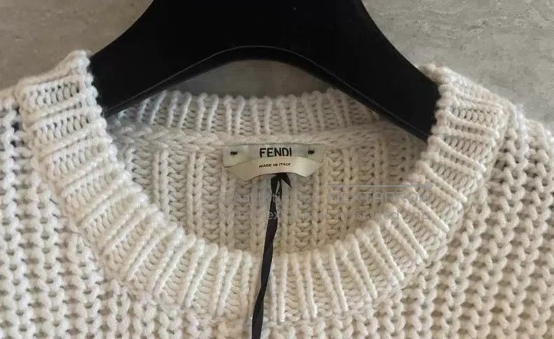 Fendi Fendi Classic Lettering Sweater Size XS / US 0-2 / IT 36-38 - 4 Thumbnail