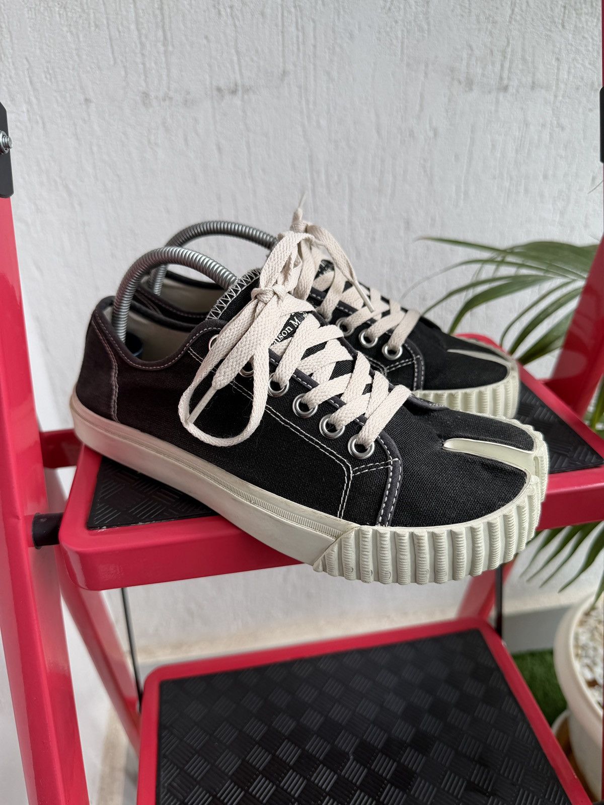 Maison Margiela tabi canvas sneaker Size US 8 / IT 38 - 4 Thumbnail