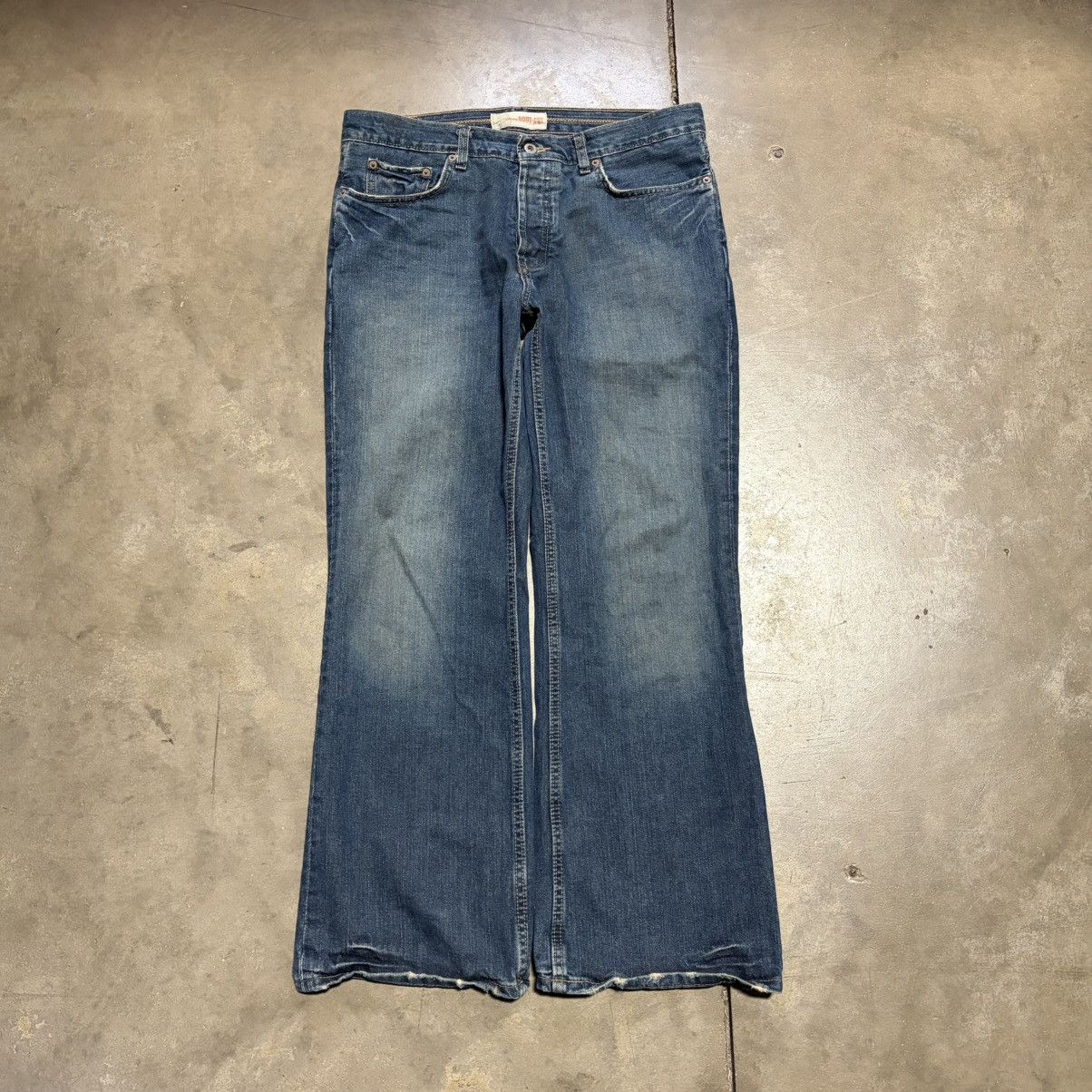 Old Navy Vintage Old Navy Low Rise Boot Cut Denim Jeans Grunge Punk Size US 33 - 1 Thumbnail