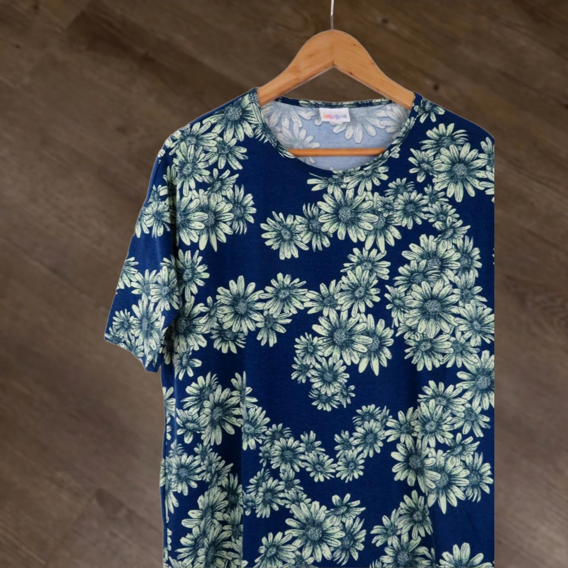 Vintage LULAROE Irma T Shirt Tunic Top 2XS Womens Floral Unicorn Blue Yellow Size XXS / US 00 / IT 34 - 1 Thumbnail