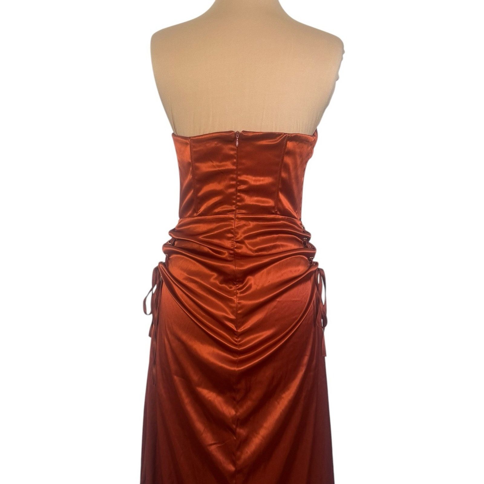 Fashion Nova FASHION NOVA Follow Your Daydream Satin Bustier Maxi Dress Size M / US 6-8 / IT 42-44 - 7 Thumbnail