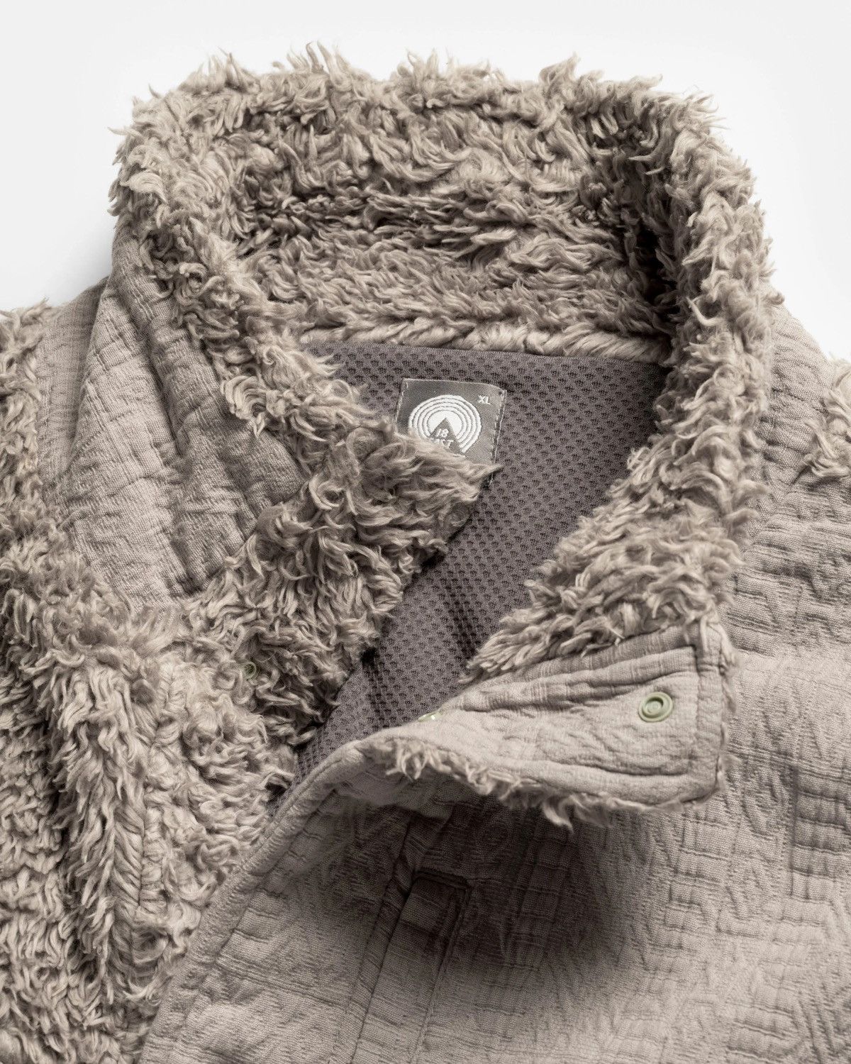 18 East Loop Road Fleece in Almond Size US XL / EU 56 / 4 - 3 Thumbnail