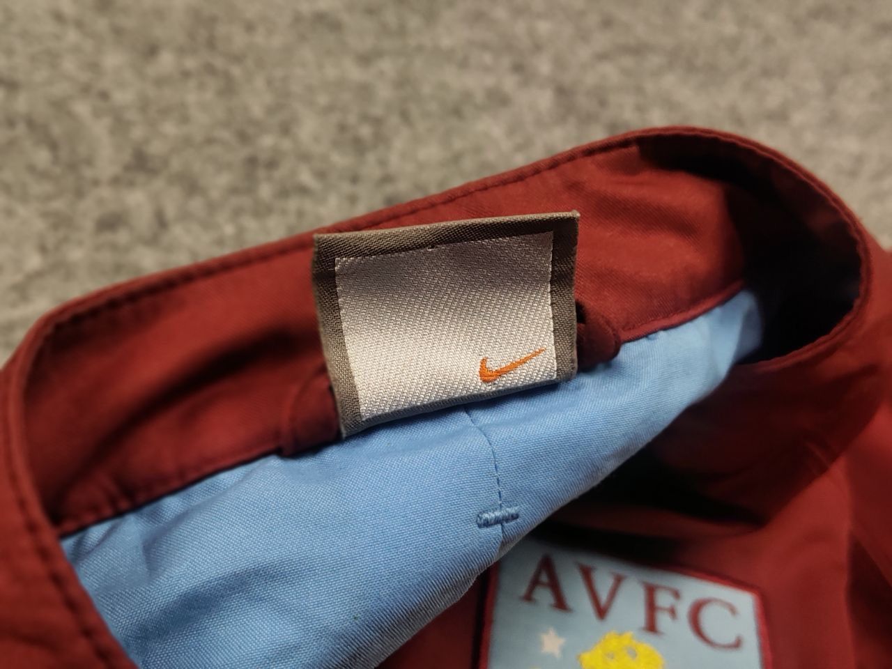 Nike Vintage Nike Aston Villa FC Soccer Track Jacket Size US L / EU 52-54 / 3 - 19 Thumbnail