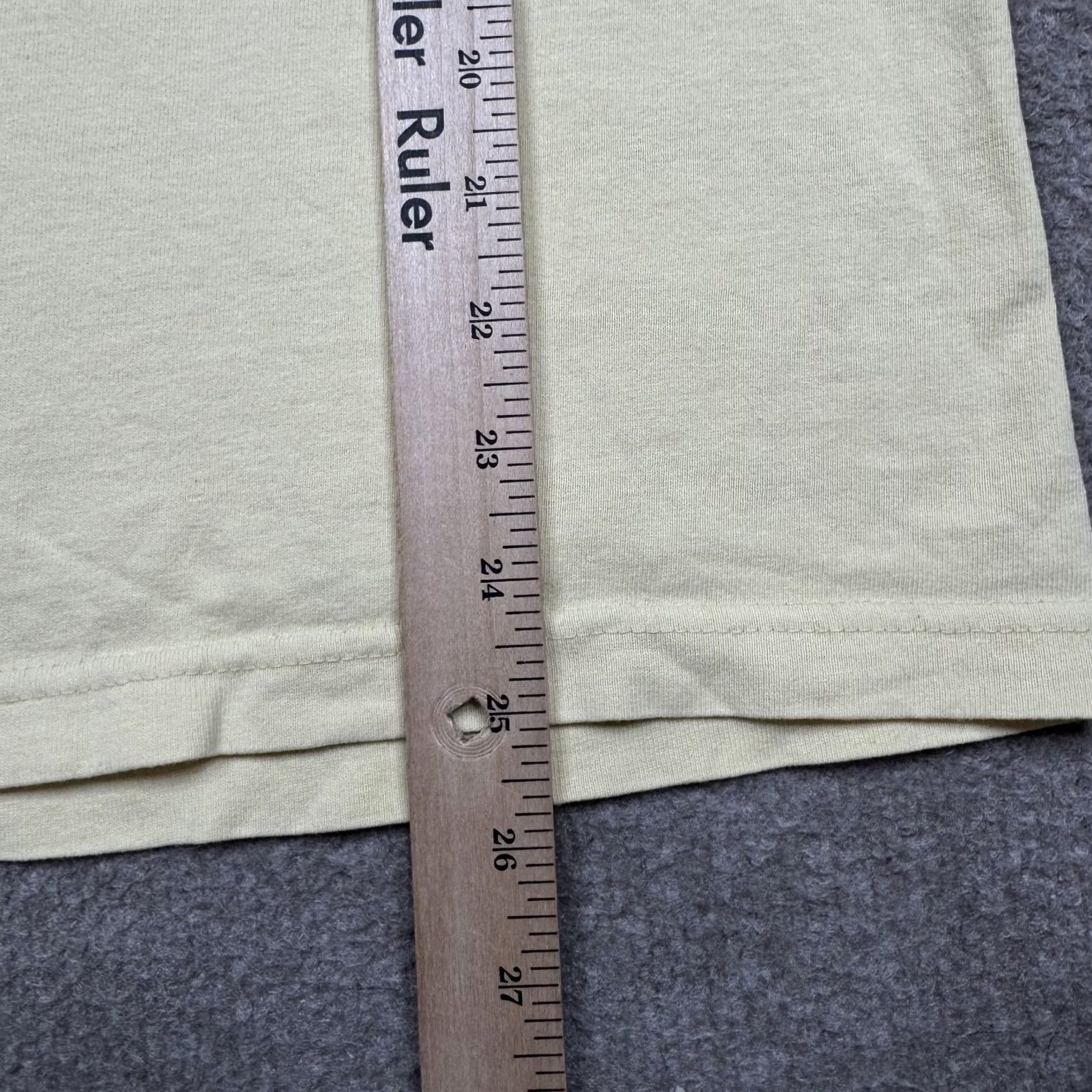 Calvin Klein Calvin Klein Men's Shirt M Yellow Short Sleeve Crew Neck Graphic Tee VTG Size US M / EU 48-50 / 2 - 7 Thumbnail