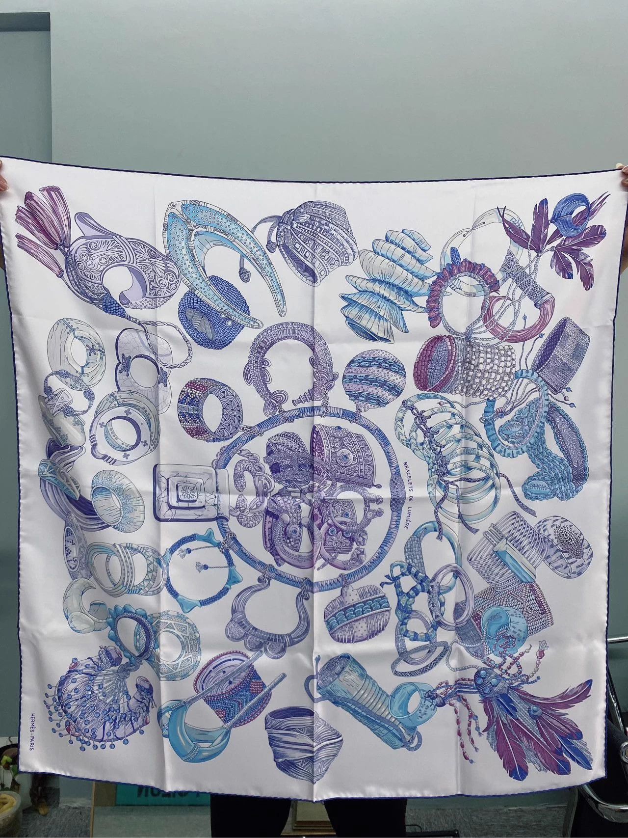 Hermes Hermès New Authentic Silk Large Square Scarf Vibrant Colors Size ONE SIZE - 1 Thumbnail
