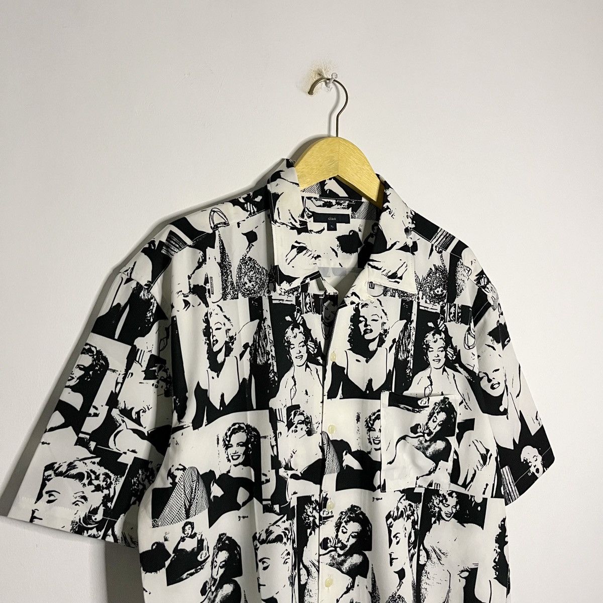If Six Was Nine Marilyn Monroe Graphic Ciao Pop Art Camp Collar Shirt Size US XL / EU 56 / 4 - 4 Thumbnail