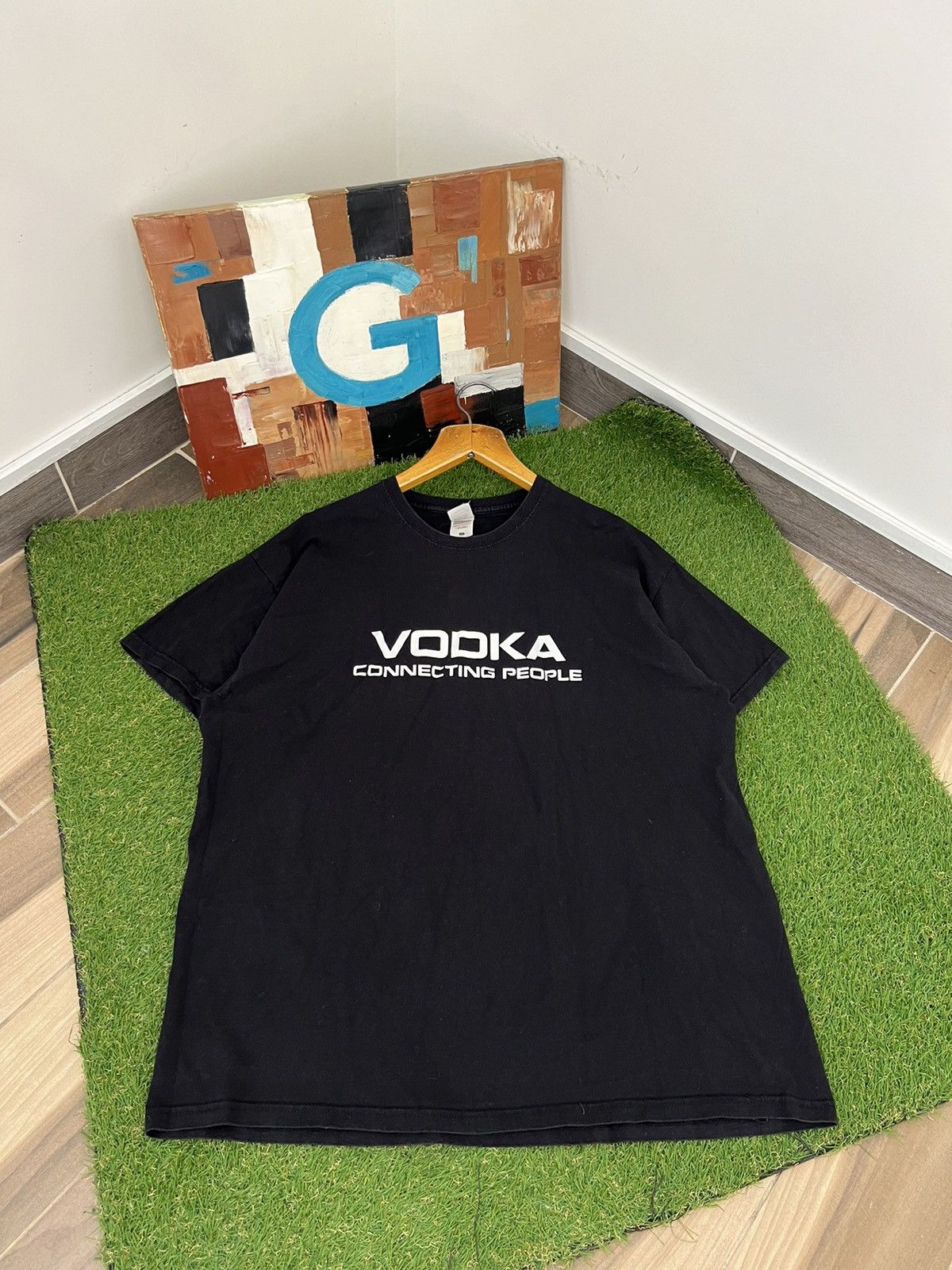 Band Tees Vodka Connecting People Humor Vintage T Shirt Alcohol Size US XXL / EU 58 / 5 - 1 Thumbnail