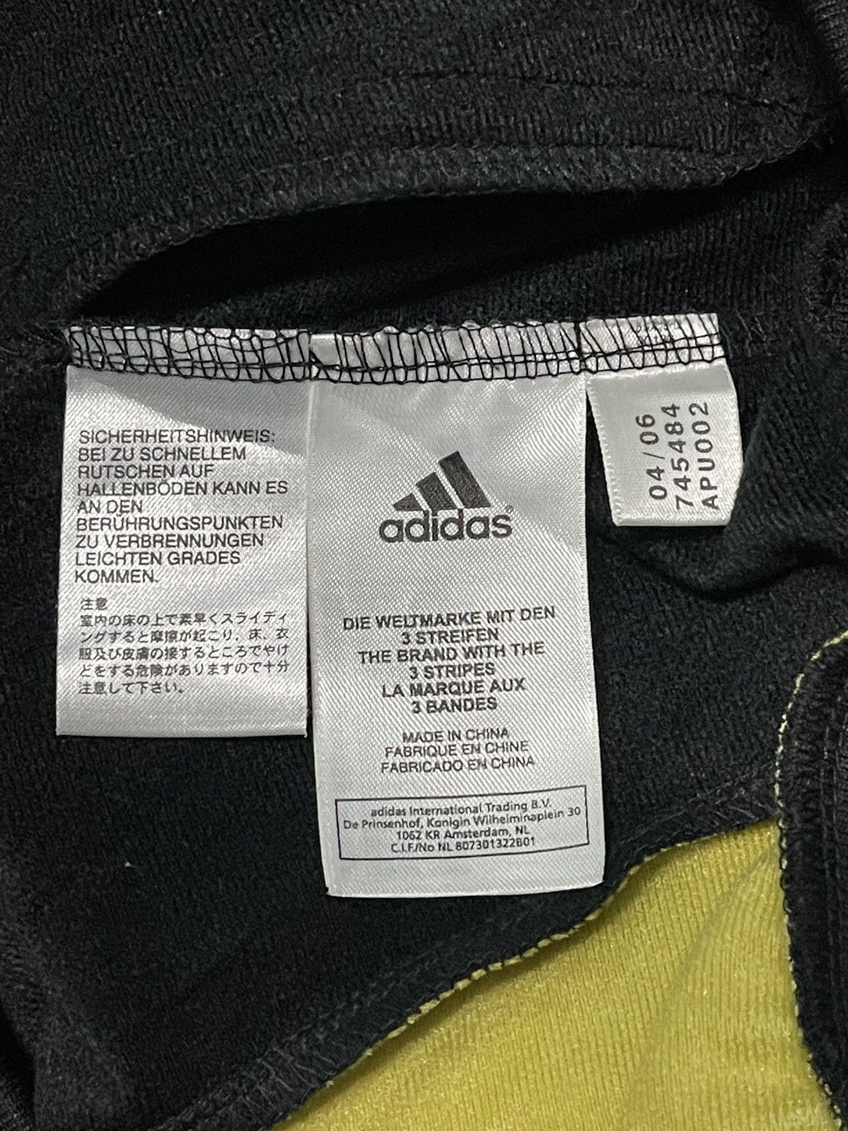 Adidas VTG Adidas Predator 2006 Black/Gold Soccer Track Jacket Size US L / EU 52-54 / 3 - 6 Thumbnail