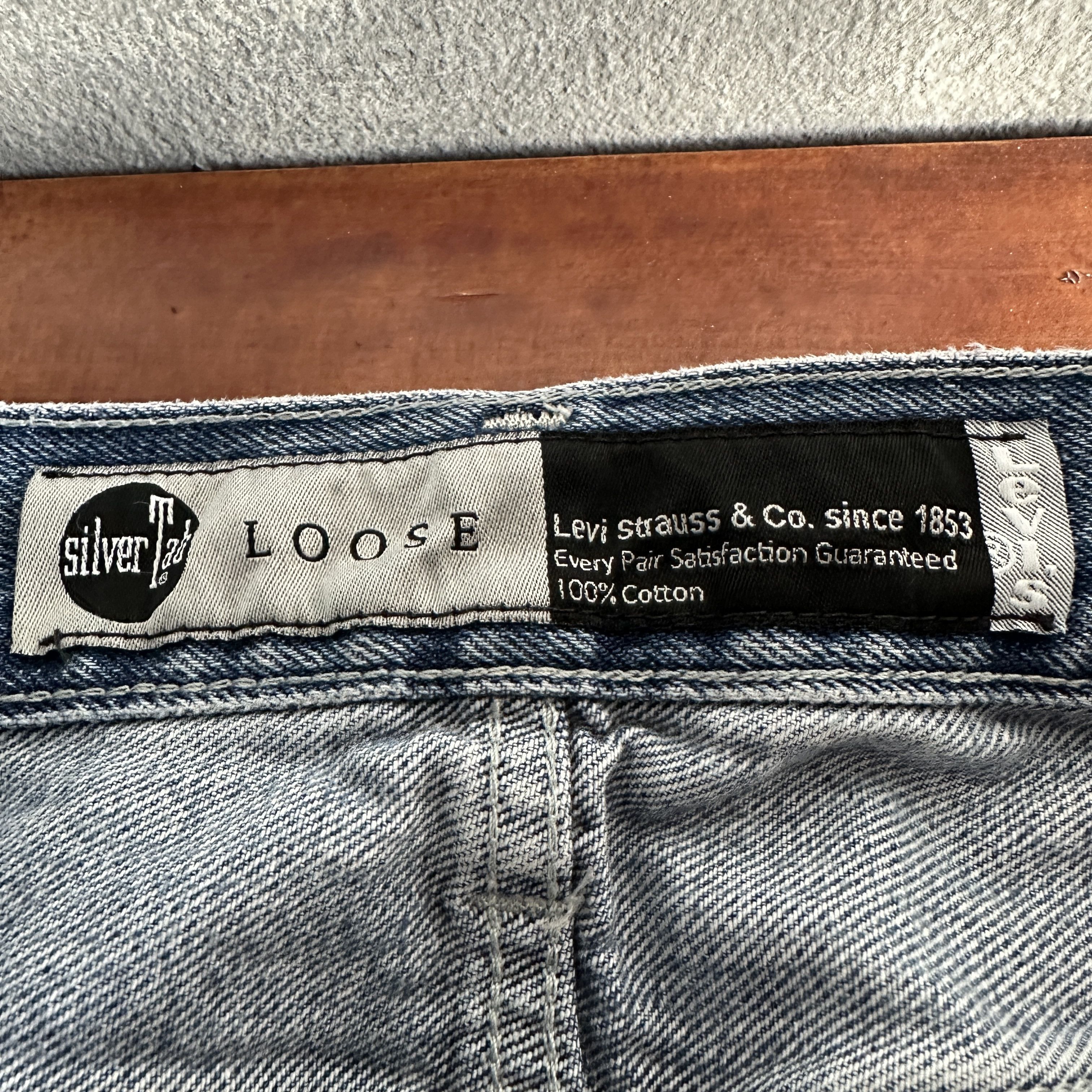 Levi's Vtg Levi's SilverTab Cargo Jeans Mens Baggy Flap Pocket Size US 33 - 11 Thumbnail