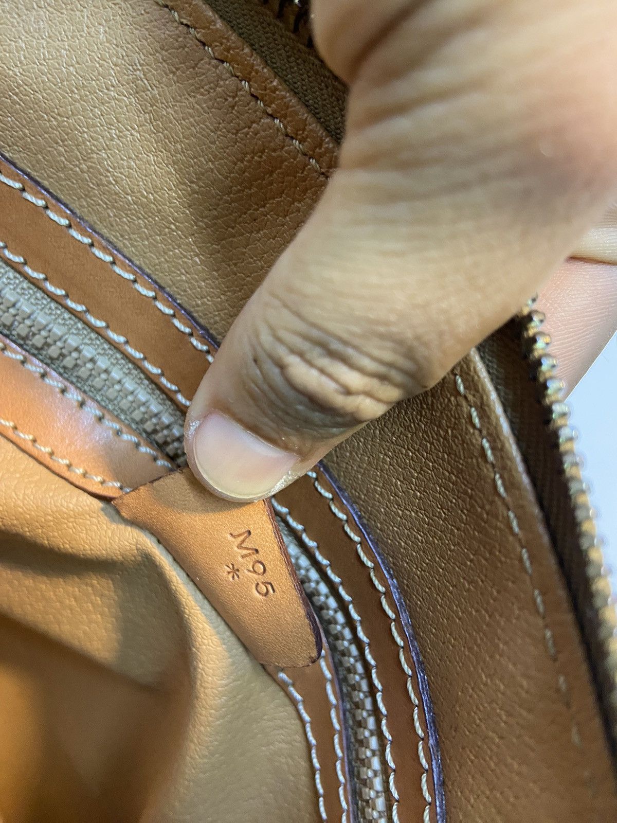 Celine ❗️LAST DROP ❗️Celine Macadam Canvas Handbag Brown Coated Size ONE SIZE - 8 Thumbnail