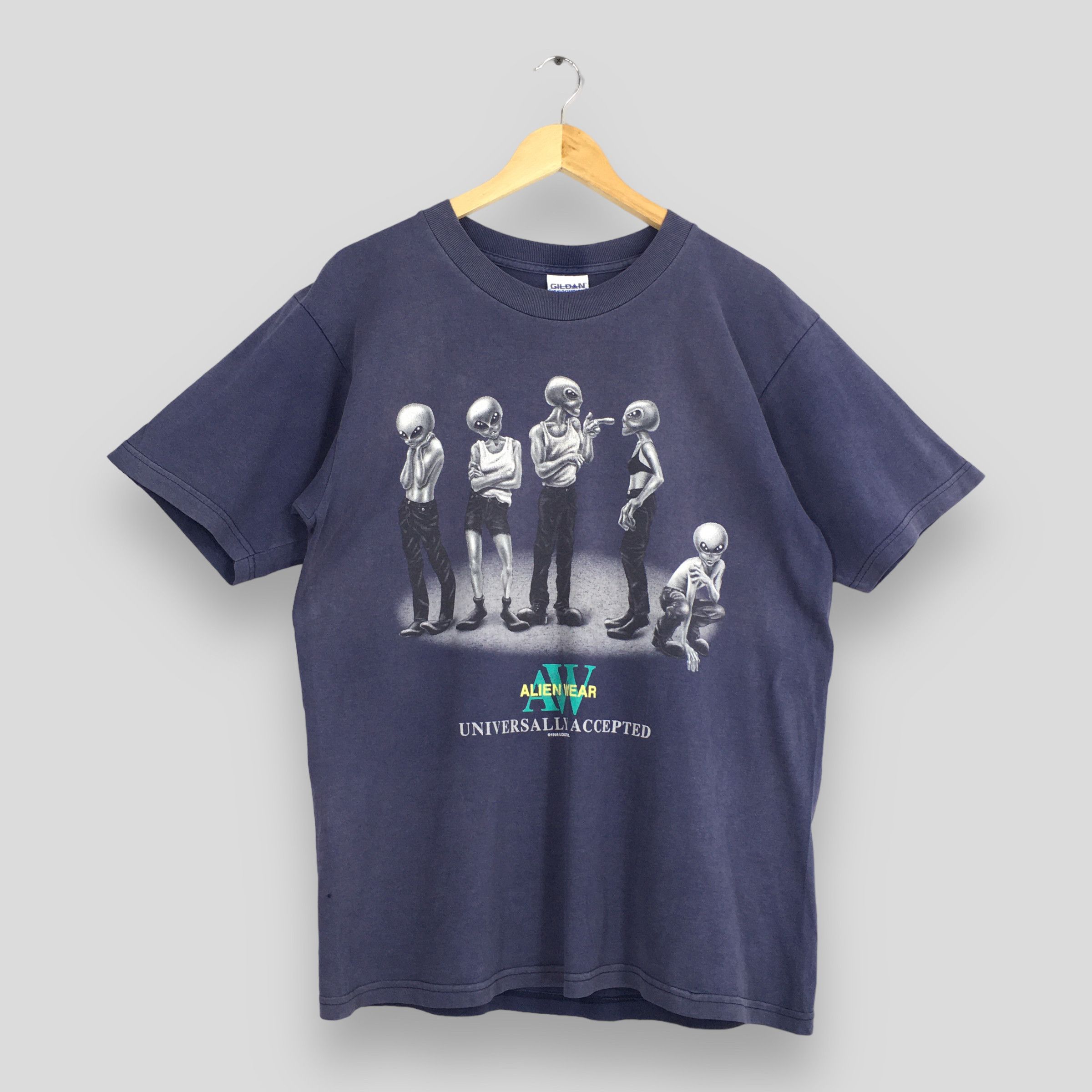 image of Alien Workshop x Gildan Vintage Alien Wear Universally Accepted Blue T Shirt Large, Men's