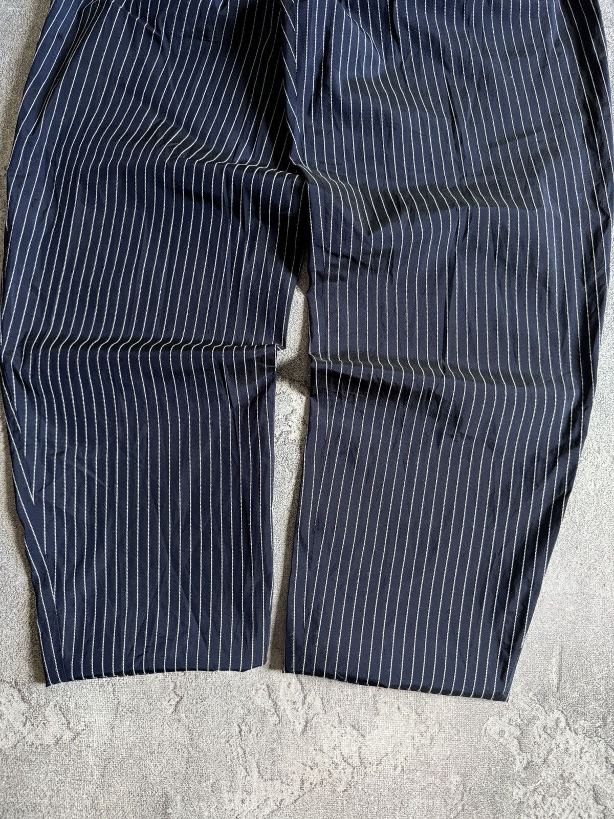 Emporio Armani Emporio Armani 42 striped pants chinos trousers old money Size 28" / US 6 / IT 42 - 2 Thumbnail