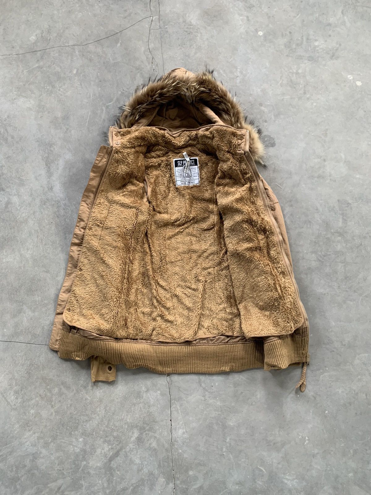 Japanese Brand 2000s SLY - Vkei Style Thumbhole Racoon Fur Hoodie Jacket Size US M / EU 48-50 / 2 - 3 Thumbnail