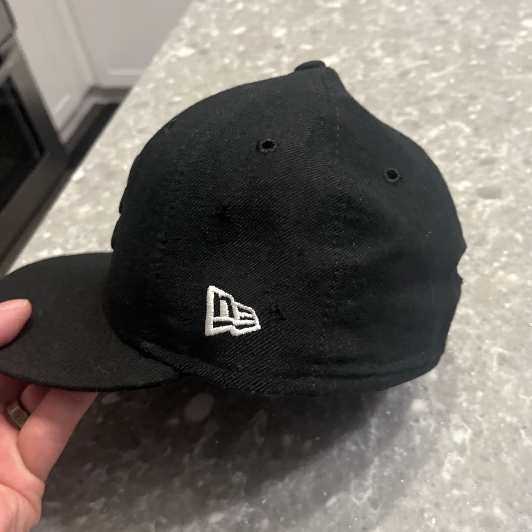 New Era New Era Atlanta Braves 59Fifty Hat Cap Black on Black Fitted 7 1/8 Size ONE SIZE - 2 Thumbnail