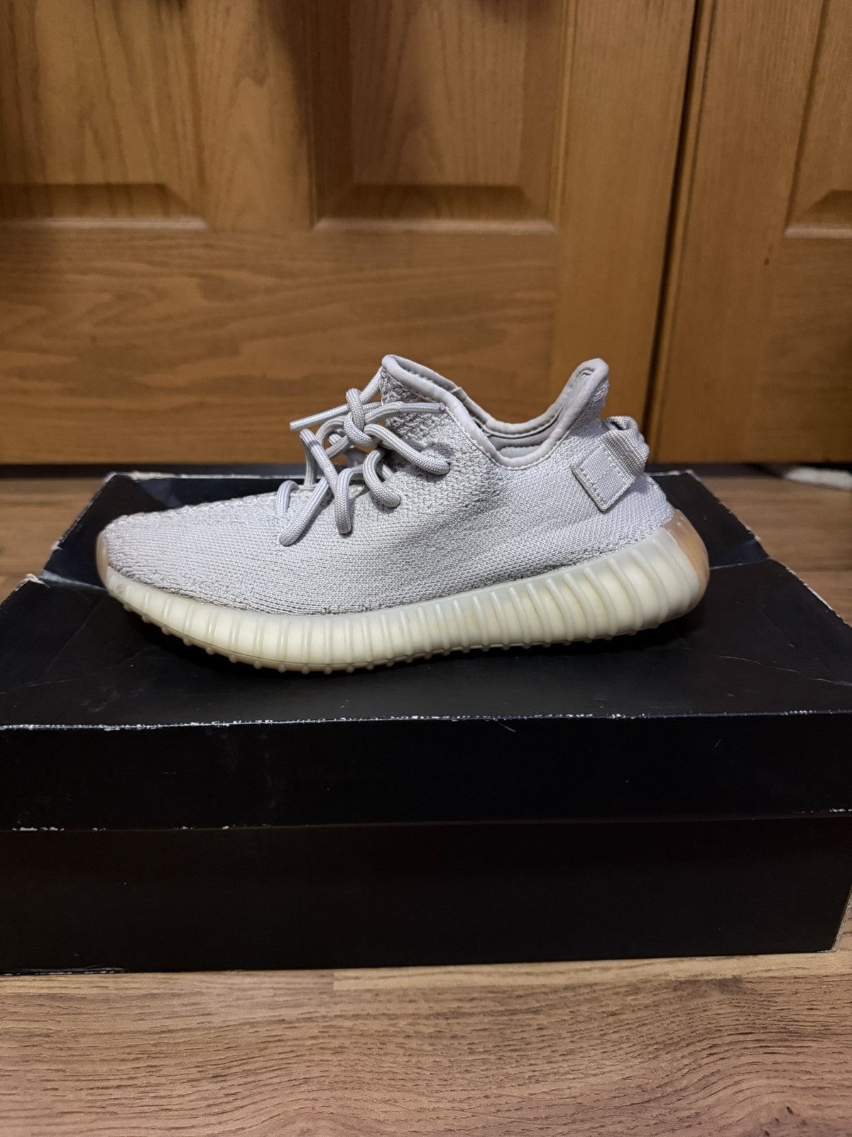 Yeezy Yeezy 350 v2 “Sesame” Size 5y Size US 5 / EU 37 - 1 Thumbnail