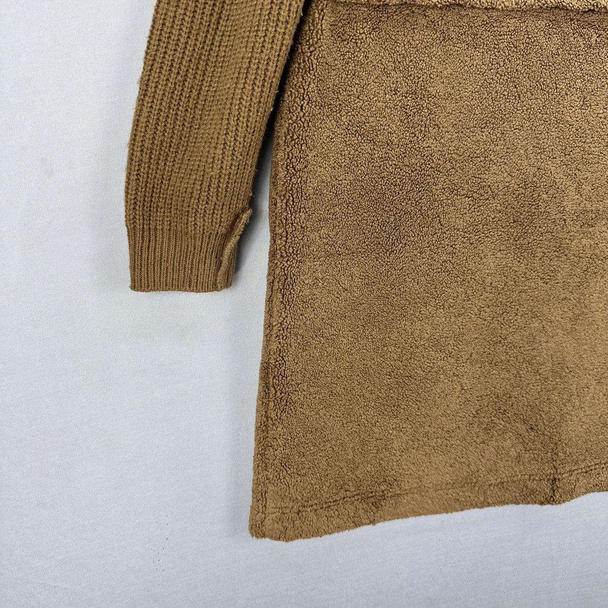 Japanese Brand × Vintage Vintage 90's Deep Pile Cardigan Women Jacket by Mal La Size XS / US 0-2 / IT 36-38 - 6 Thumbnail