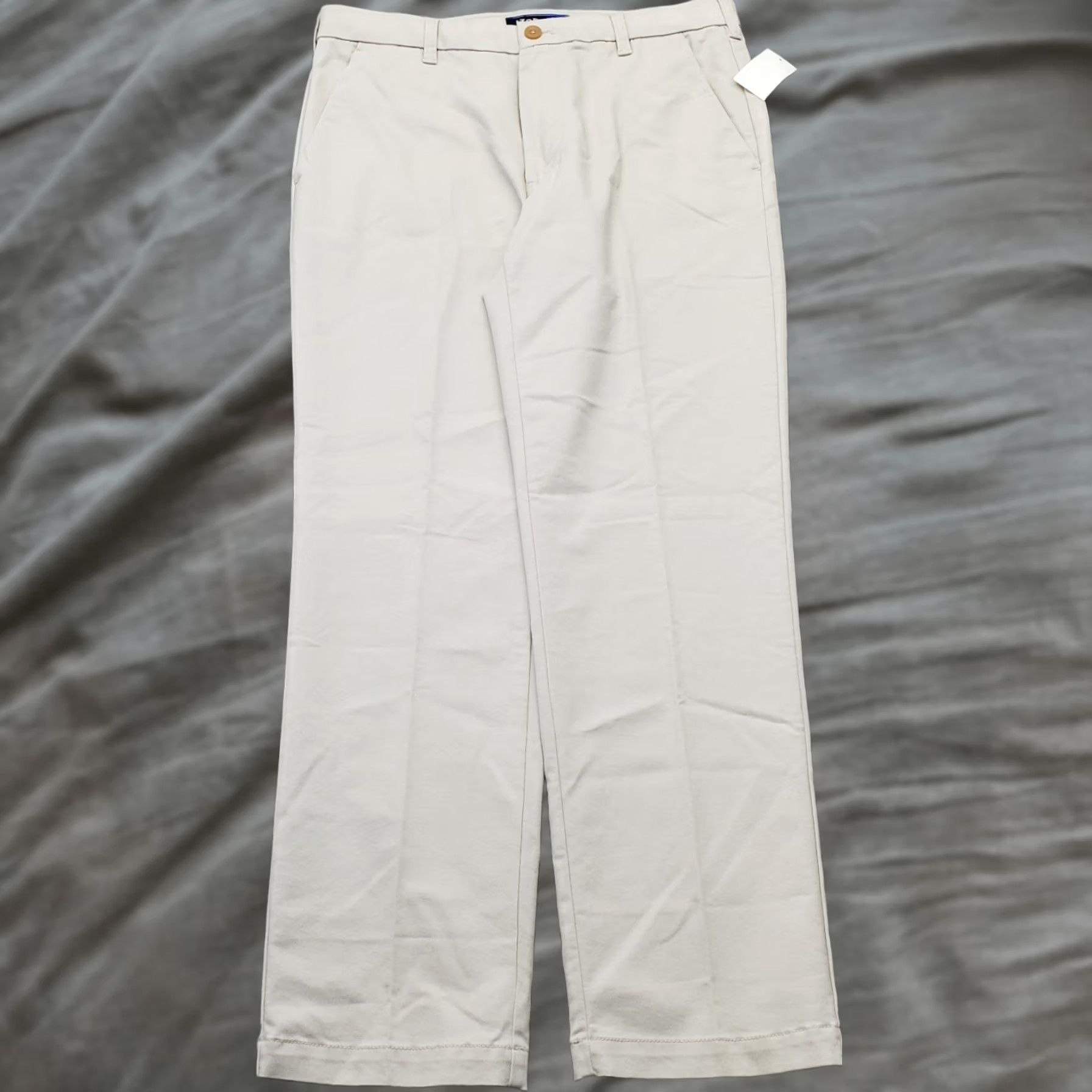 Izod IZOD Mens 32 Chino Pants Tan Straight Fit Flat Front Stretch Size US 32 / EU 48 - 1 Thumbnail