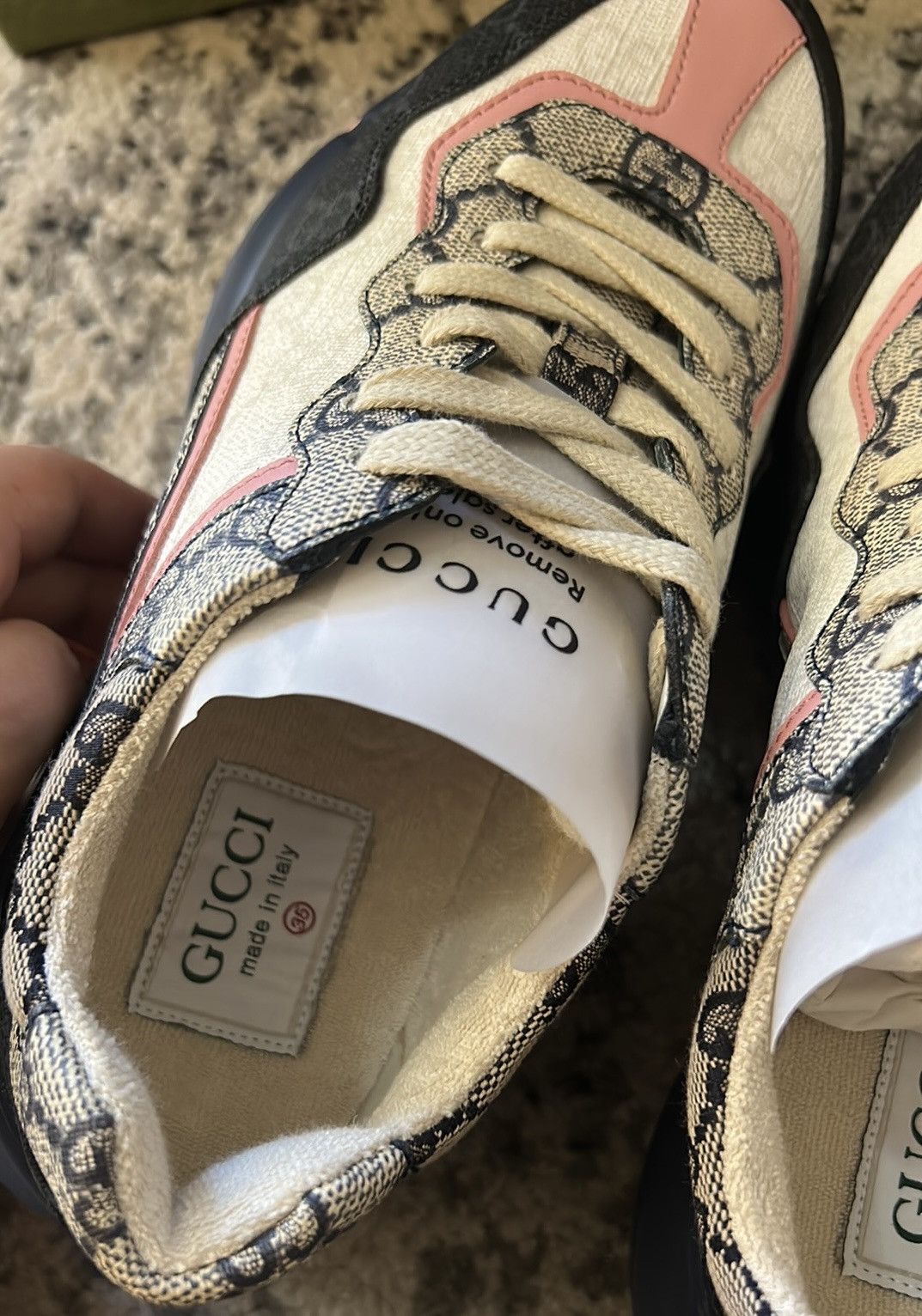 Gucci Gucci GG Rhyton Sneaker size 35 Size US 5 / IT 35 - 7 Thumbnail