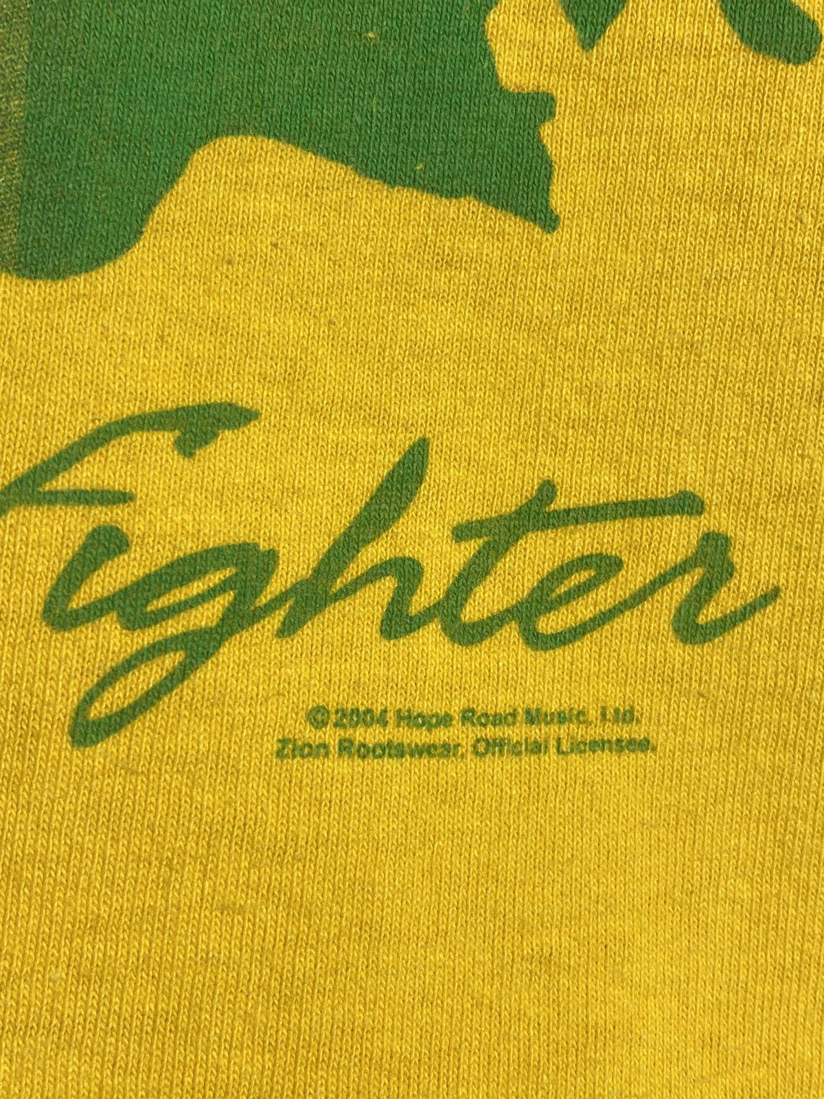 Band Tees × Bob Marley × Vintage Vintage Bob Marley Freedom Fighter 2004 Graphic Print Shirt Size US L / EU 52-54 / 3 - 9 Thumbnail