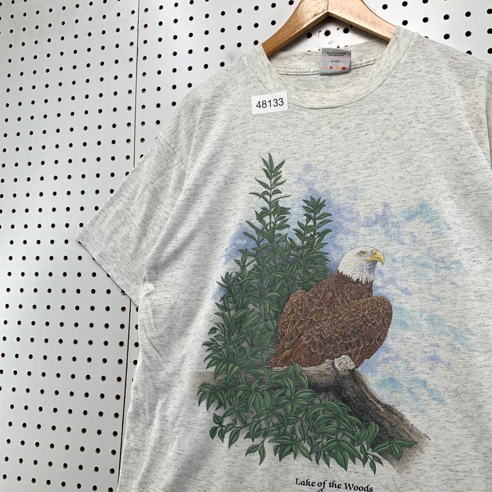 Vintage VINTAGE Eagle Nature T Shirt Mens L Gray Lake Of The Woods Canada Single Stitch Size US L / EU 52-54 / 3 - 6 Thumbnail