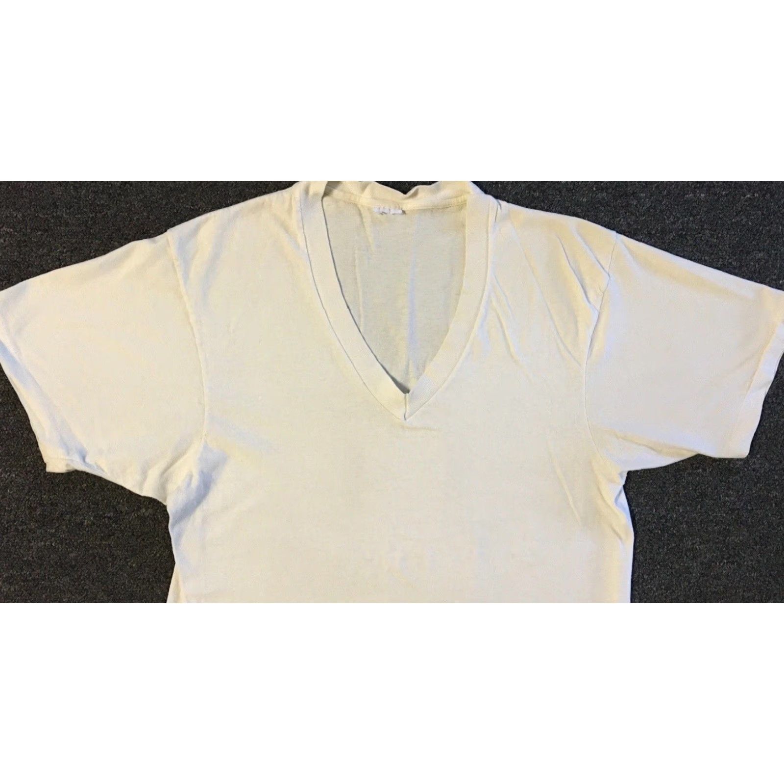 Vintage Vtg 80s 90s Faded Distress V Neck Shirt S Grunge Biker Punk Surf Skate PE Track Shirt Mens White Size US S / EU 44-46 / 1 - 6 Thumbnail