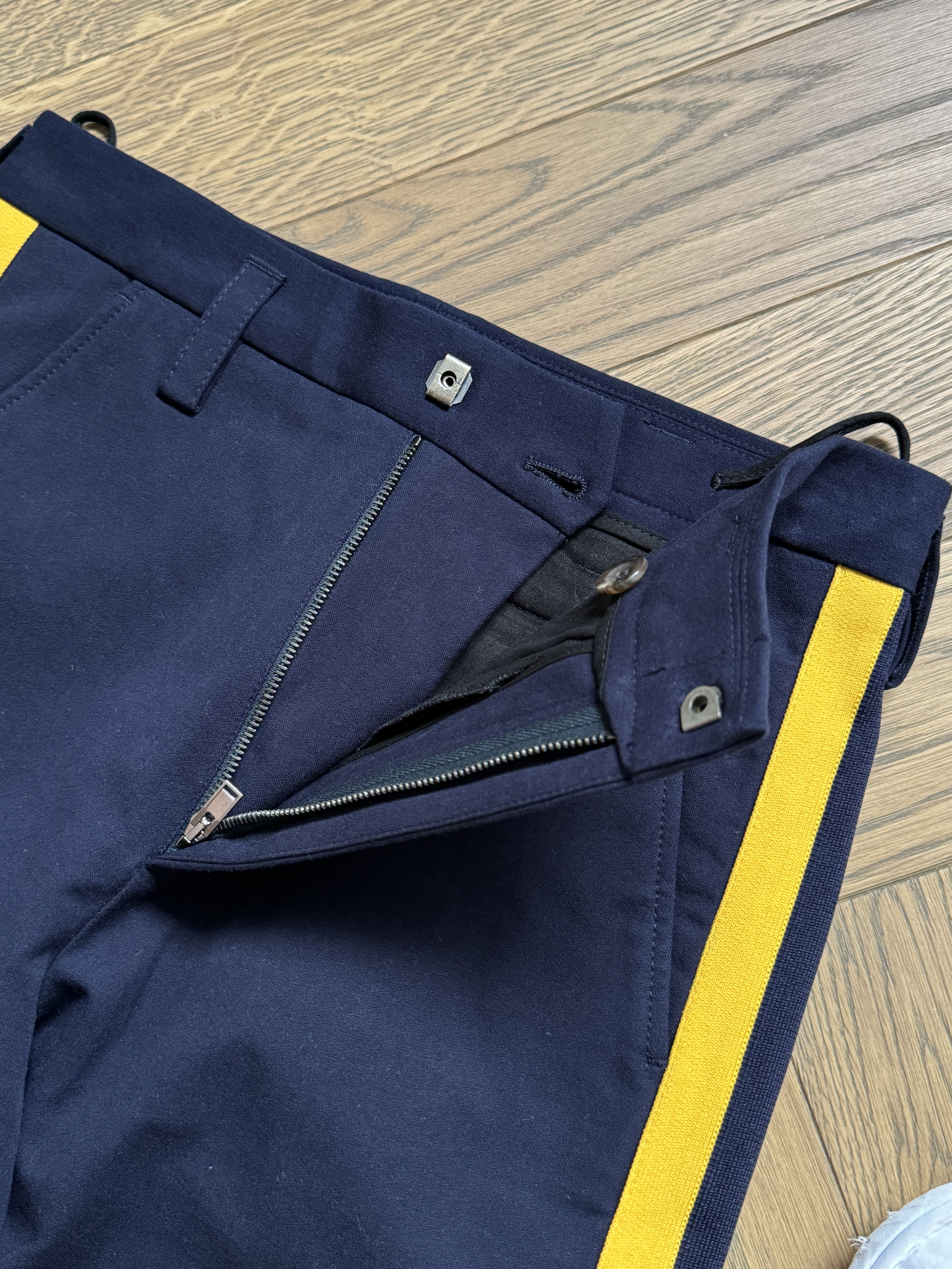 Gucci Gucci embroidered riding trousers Size 26" / US 2 / IT 38 - 4 Thumbnail