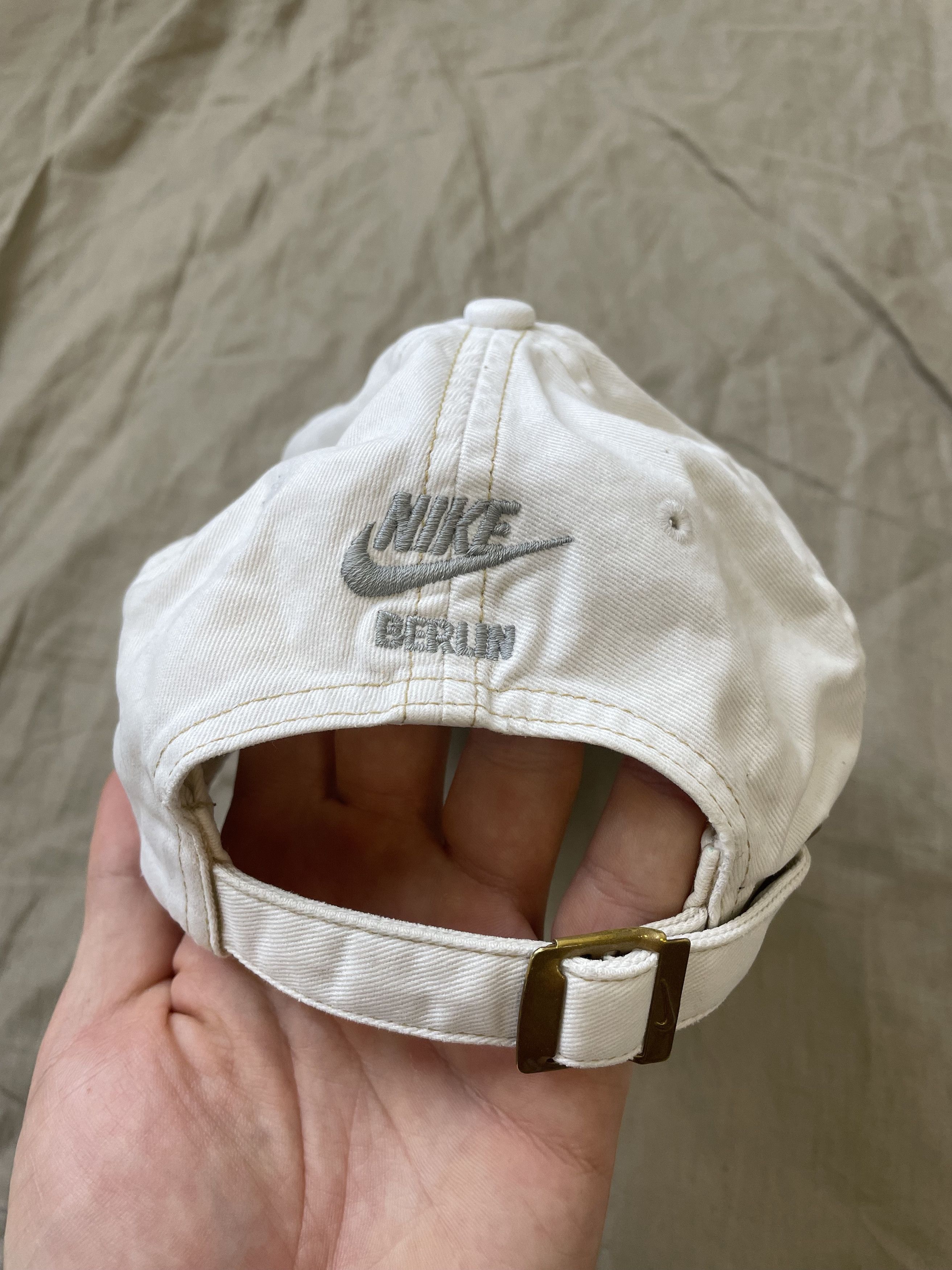 Nike Nike Berlin Distressed Vintage y2k Cap 6082AC Size ONE SIZE - 4 Thumbnail