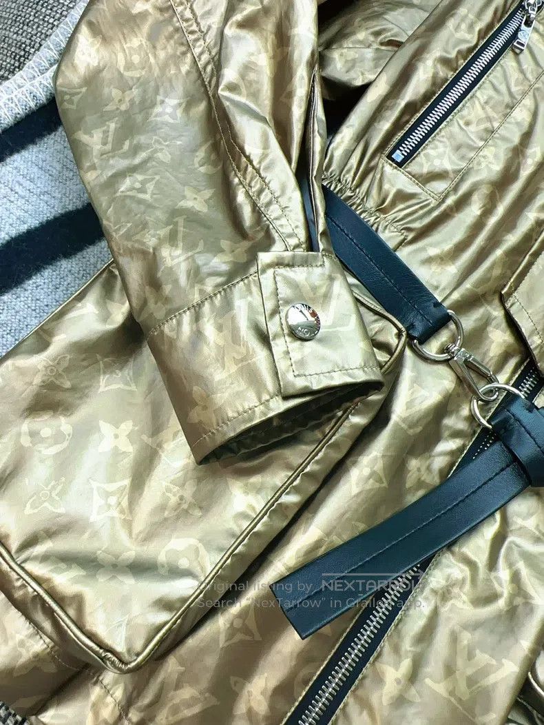 Louis Vuitton Louis Vuitton Light Gold Coated Full Logo Jacket Size XXS / US 00 / IT 34 - 6 Thumbnail