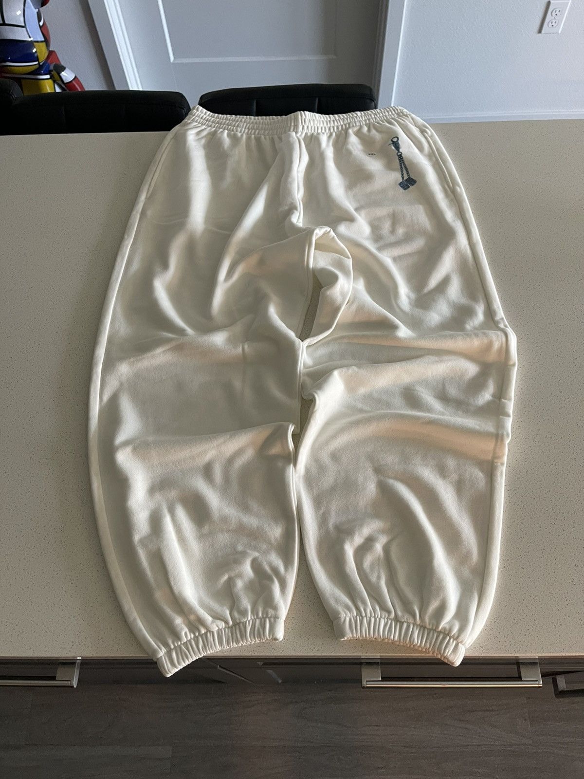 Chrome Hearts Chrome Hearts Dice Logo Sweatpants Size US 40 / EU 56 - 1 Thumbnail