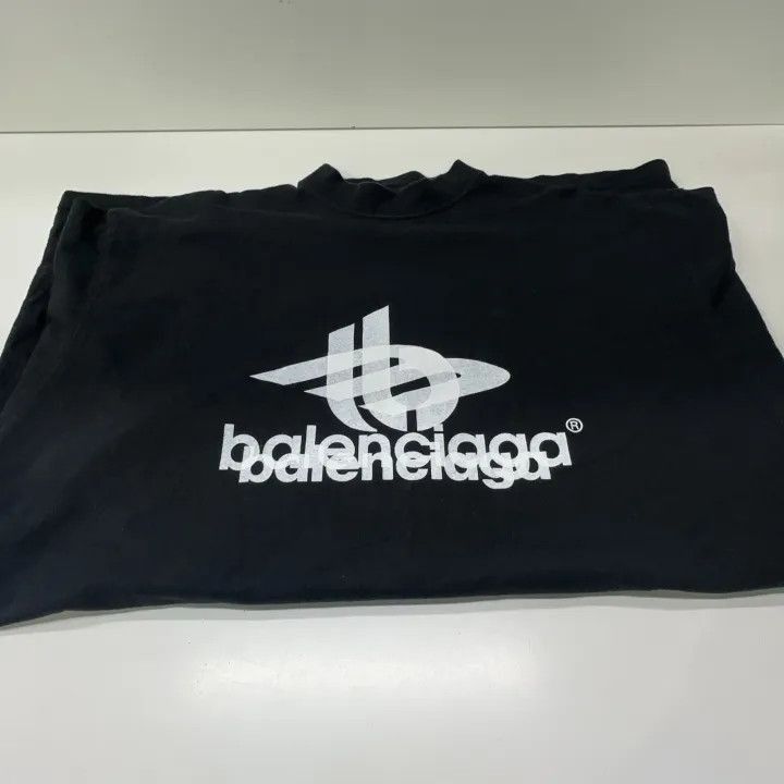 Balenciaga Balenciaga Balenciaga SS23 Letter Print Short Sleeve TShir Size US L / EU 52-54 / 3 - 4 Thumbnail