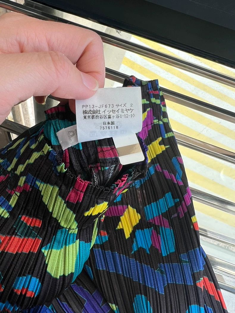 Issey Miyake Issey Miyake size:2 Christmas striped pleated pants Size 23" - 4 Thumbnail