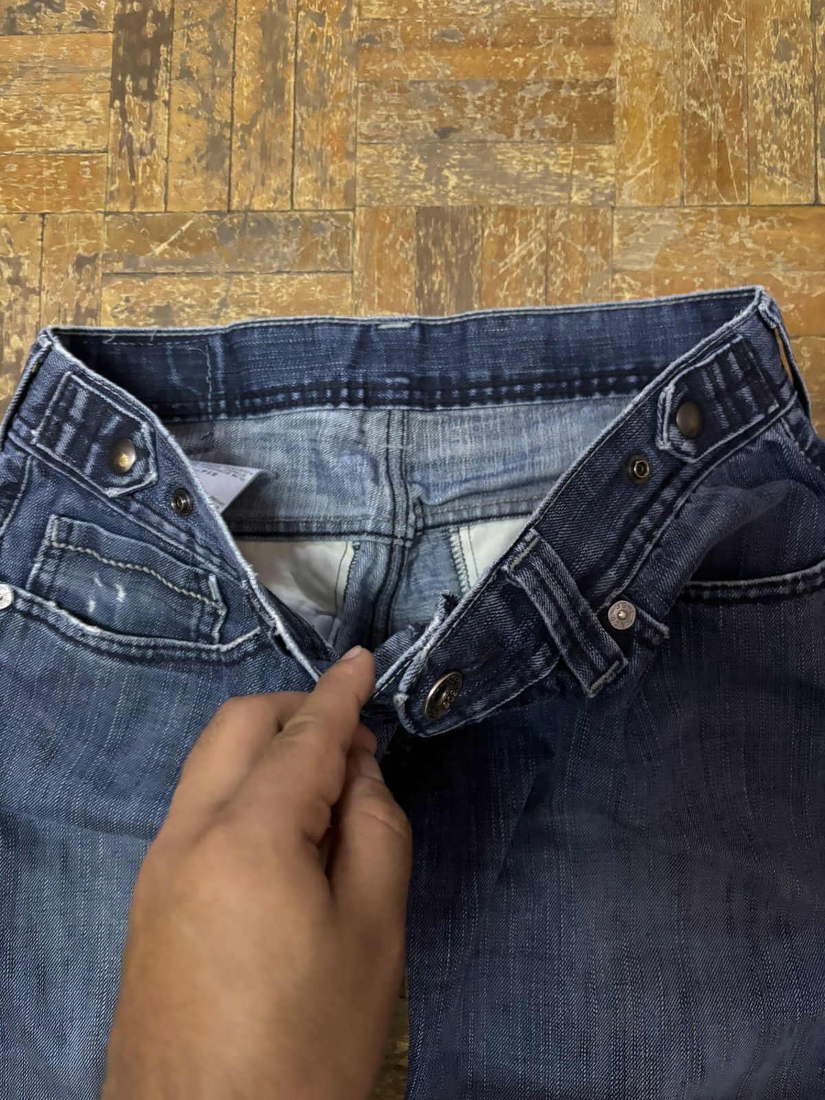 Jean × Levi's × Vintage VINTAGE LEVIS 514 SLIM STRAIGHT MEN JEANS (SIZE 33) Size US 33 - 7 Thumbnail