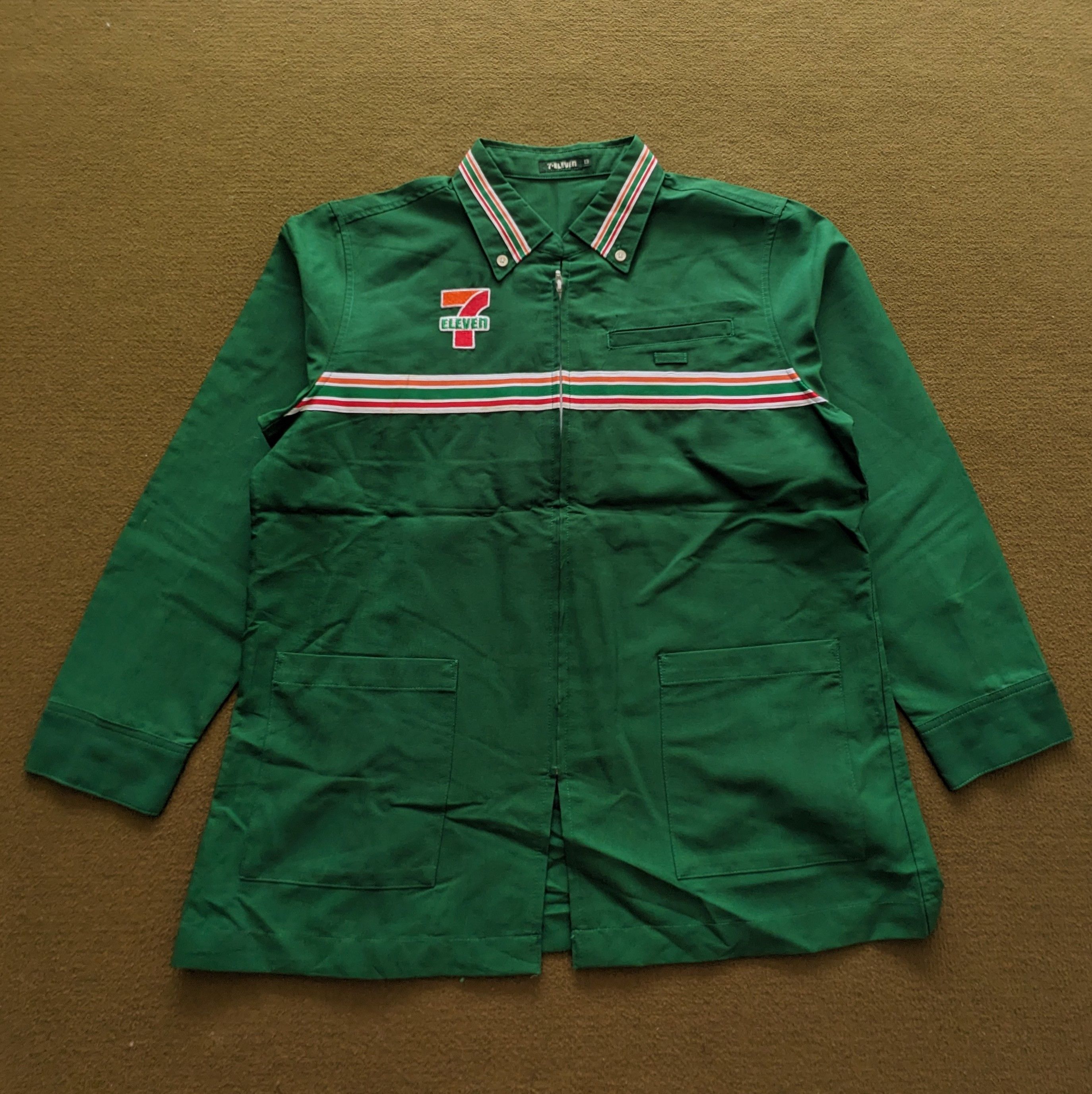 Japanese Brand Vintage 7 ELEVEN Uniform Workers Jacket Size US S / EU 44-46 / 1 - 1 Thumbnail