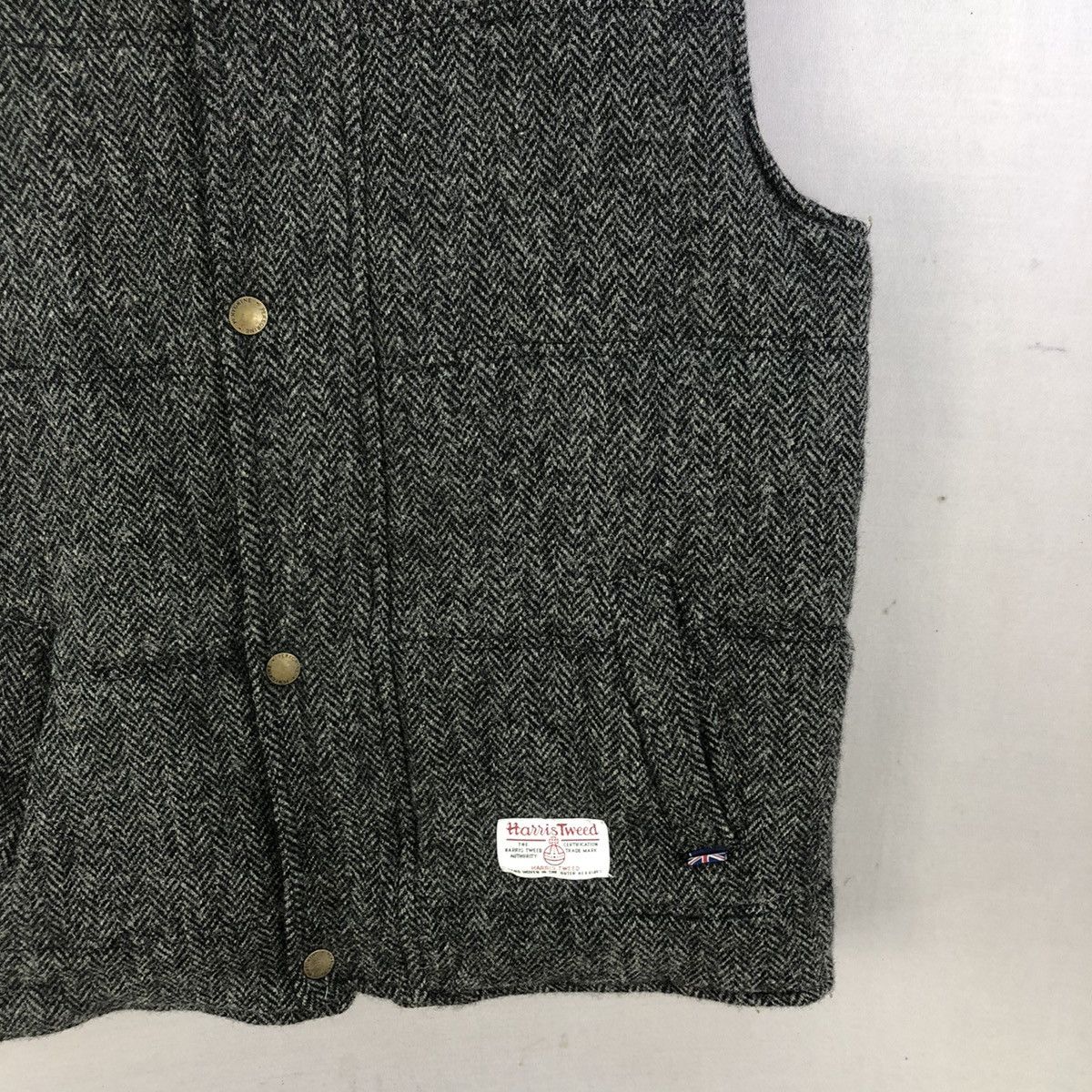 Harris Tweed Peregrine Made In England Herringbone Wool Padded Vest Size US L / EU 52-54 / 3 - 3 Thumbnail