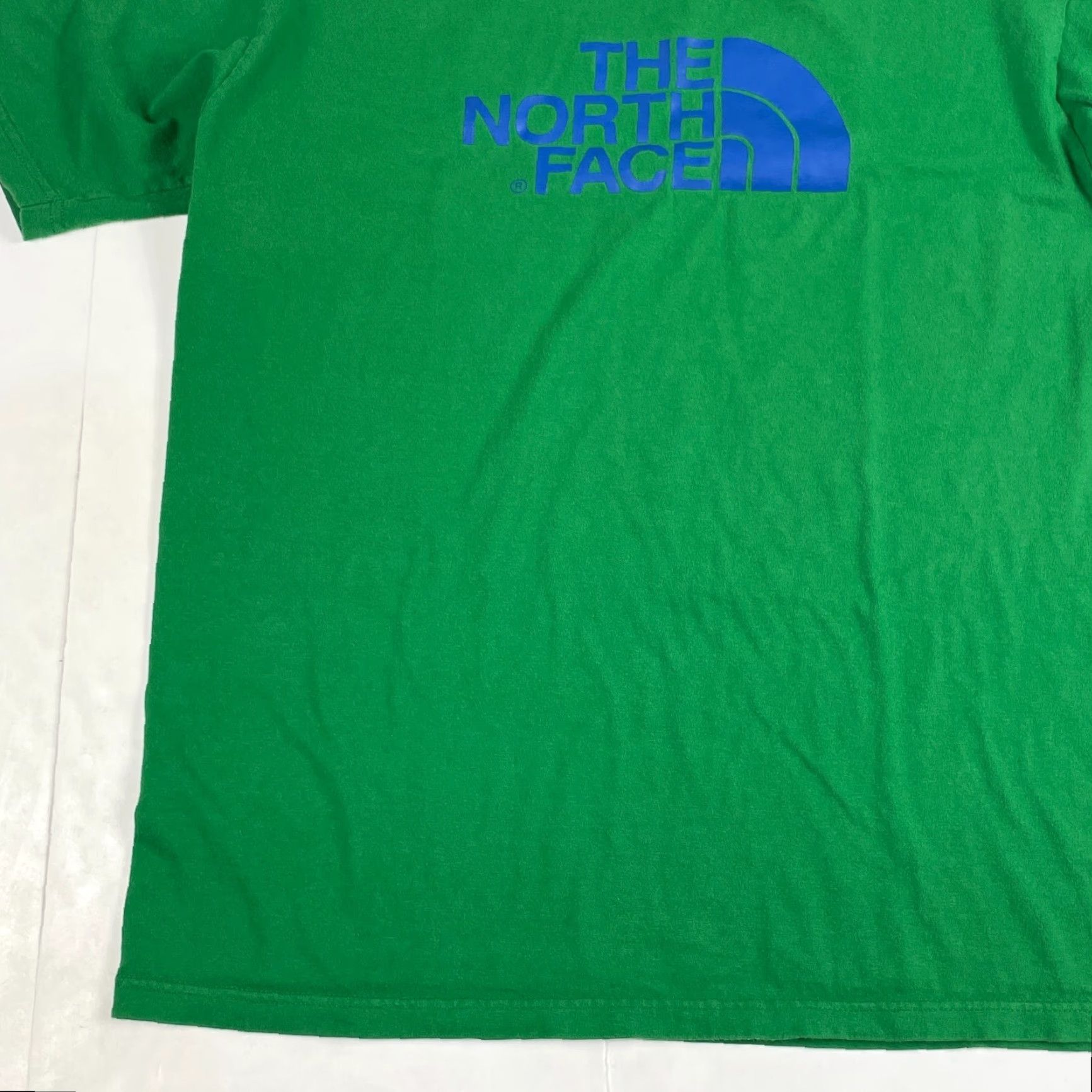 The North Face VINTAGE The North Face Shirt Mens Medium Green Short Sleeve Arc Logo Ski Hiking Outdoors Size US M / EU 48-50 / 2 - 5 Thumbnail