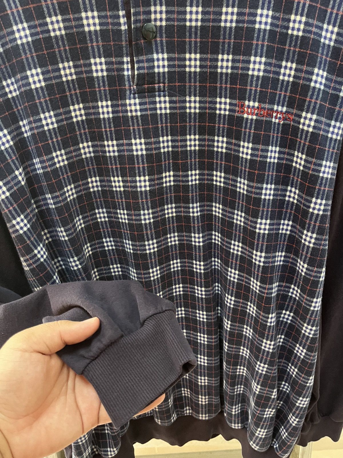 Burberry Vintage Burberry two button sweatshirt Size US L / EU 52-54 / 3 - 5 Thumbnail
