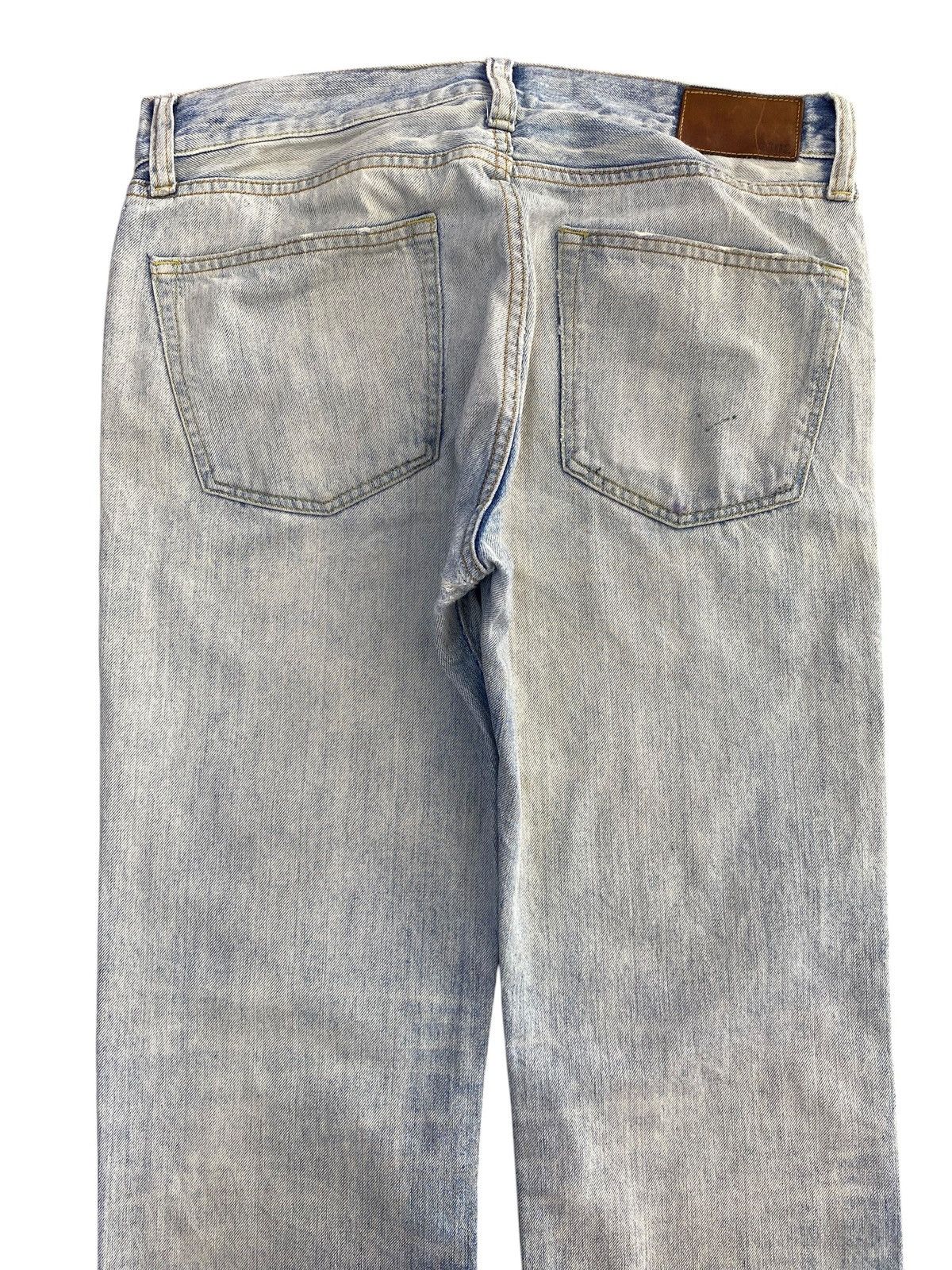 Uniqlo Uniqlo Acid Light Wash Style Regular Fit Jeans Size US 32 / EU 48 - 4 Thumbnail