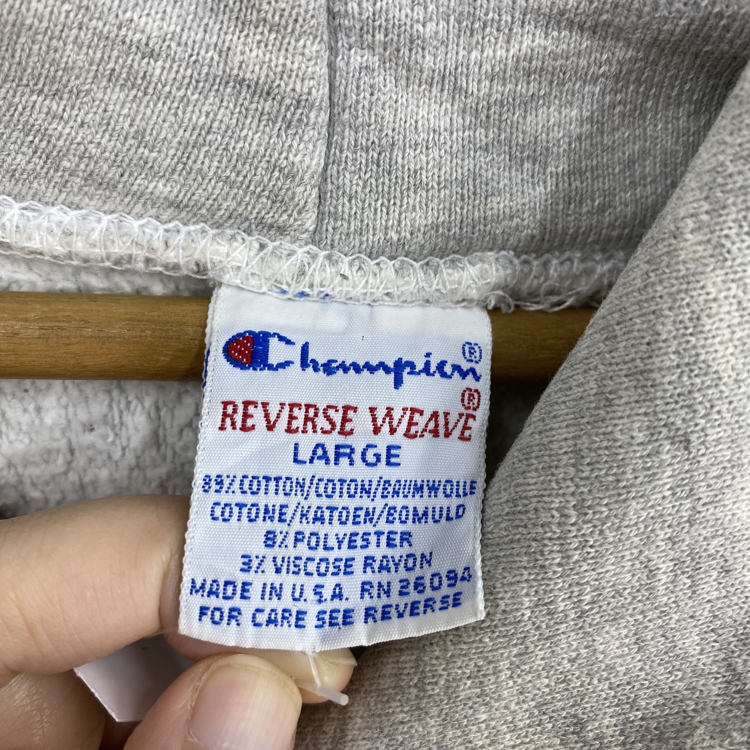 Champion Vintage 80s Champion Reverse Weave Pomfret School Hoodie Size US L / EU 52-54 / 3 - 9 Thumbnail