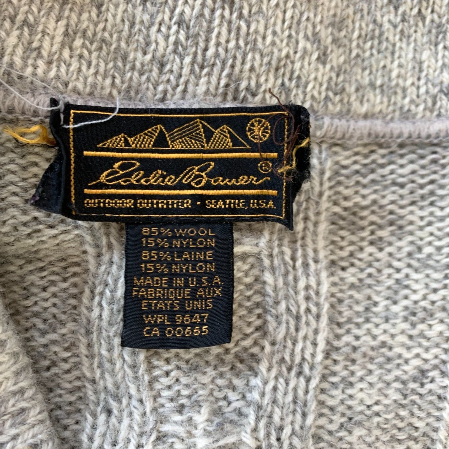 Eddie Bauer VINTAGE Eddie Bauer Wool Blend Leather Button Elbow Patches Cardigan Gray L 1990s Mens Wool Blend Cardigan Size US L / EU 52-54 / 3 - 4 Thumbnail