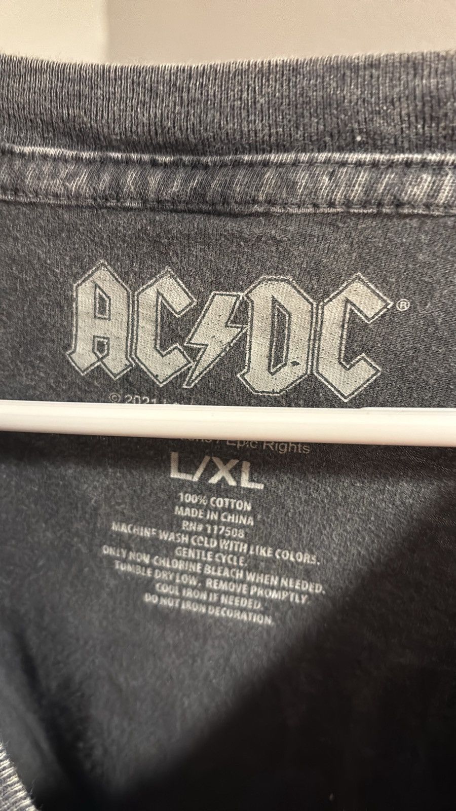 AC/DC Vintage AC/Dc Merch L/XL Size US XL / EU 56 / 4 - 3 Thumbnail
