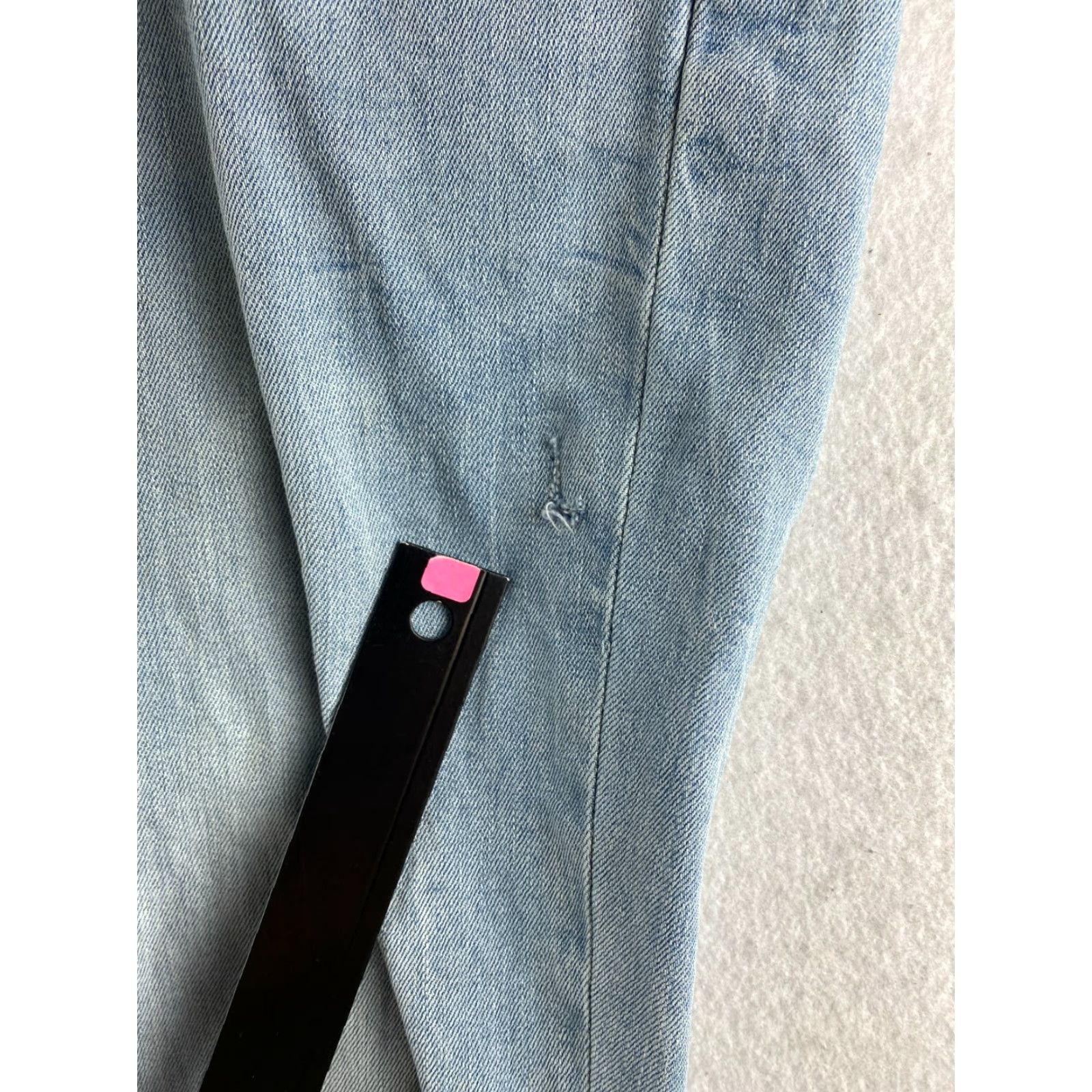 Levi's Levi's Jeans Mens 42 X 30 Blue Light Wash Stretch Distressed Denim Pants 514 Size US 42 / EU 58 - 7 Thumbnail